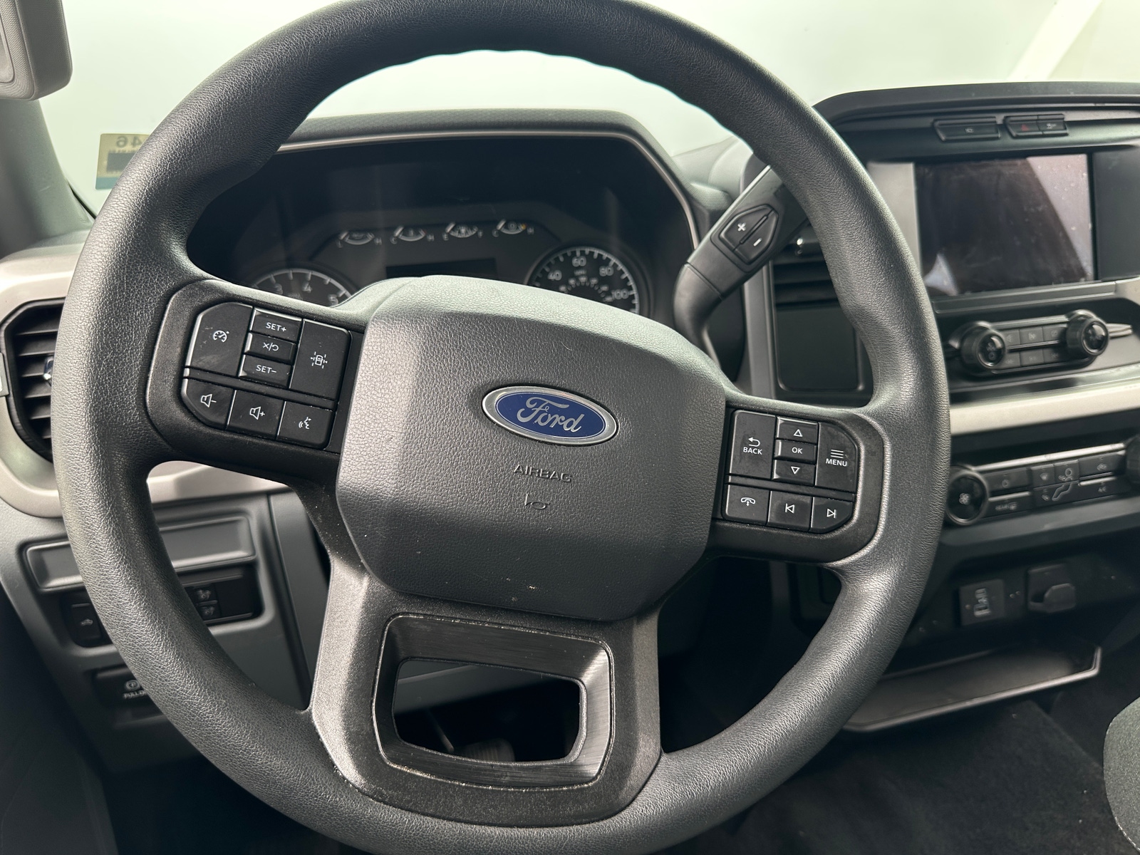 Thumbnail: 2022 Ford Econoline - 5