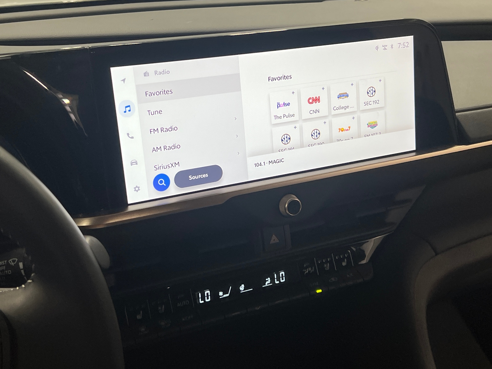 Thumbnail: 2025 Toyota Crown Signia - 3