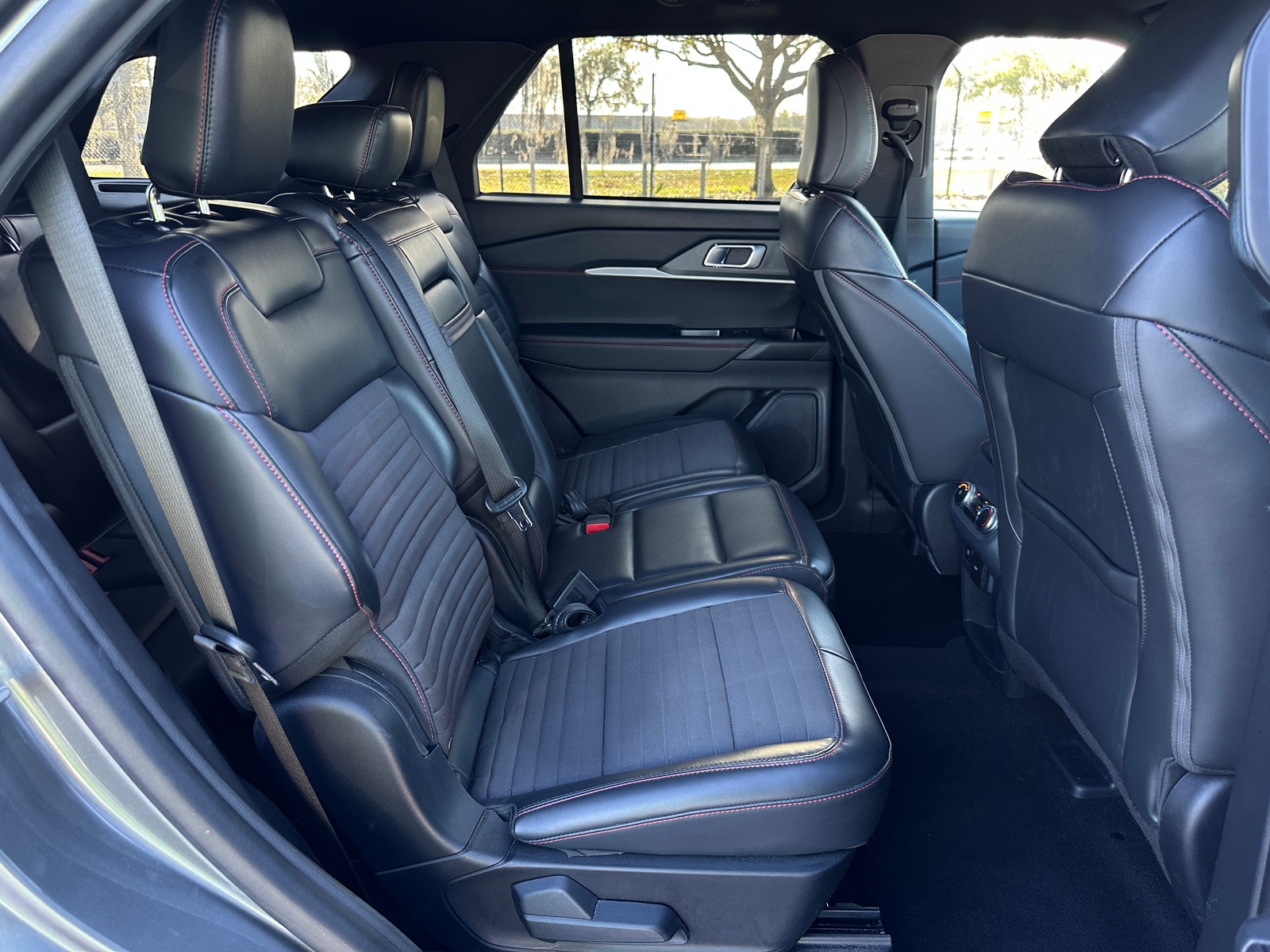 Thumbnail: 2025 Ford Explorer - 5