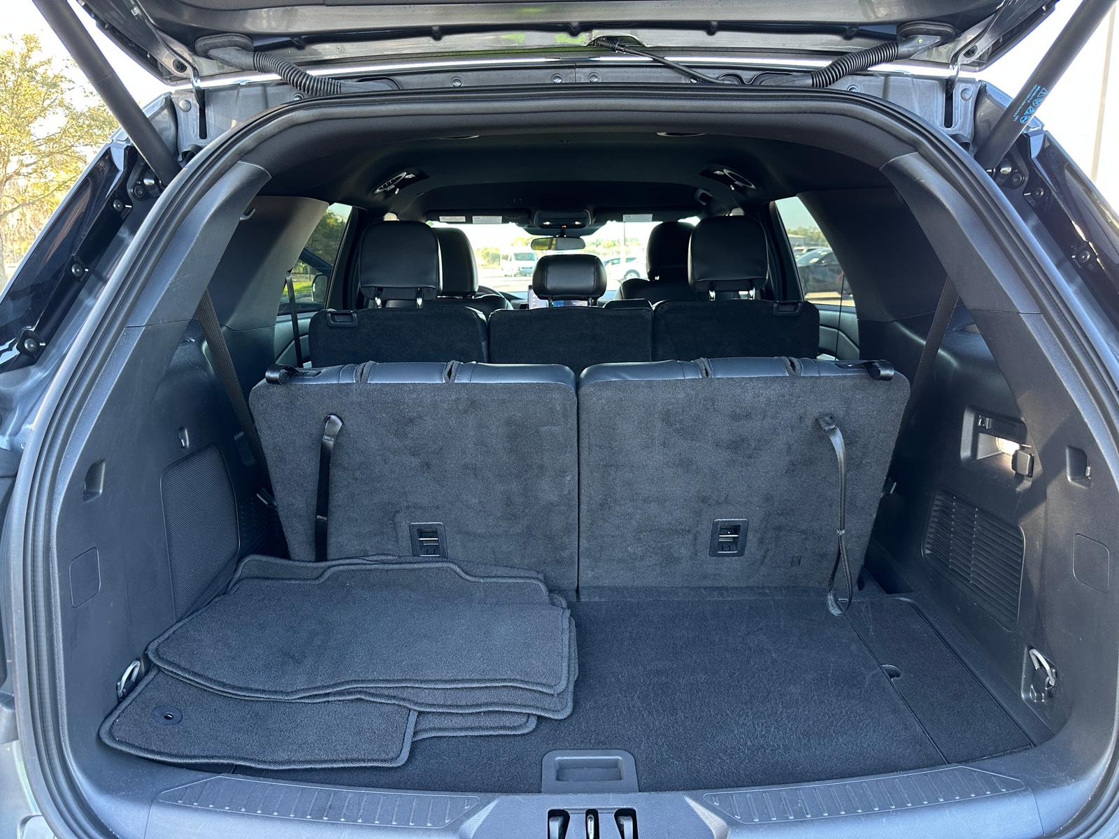 Thumbnail: 2025 Ford Explorer - 6