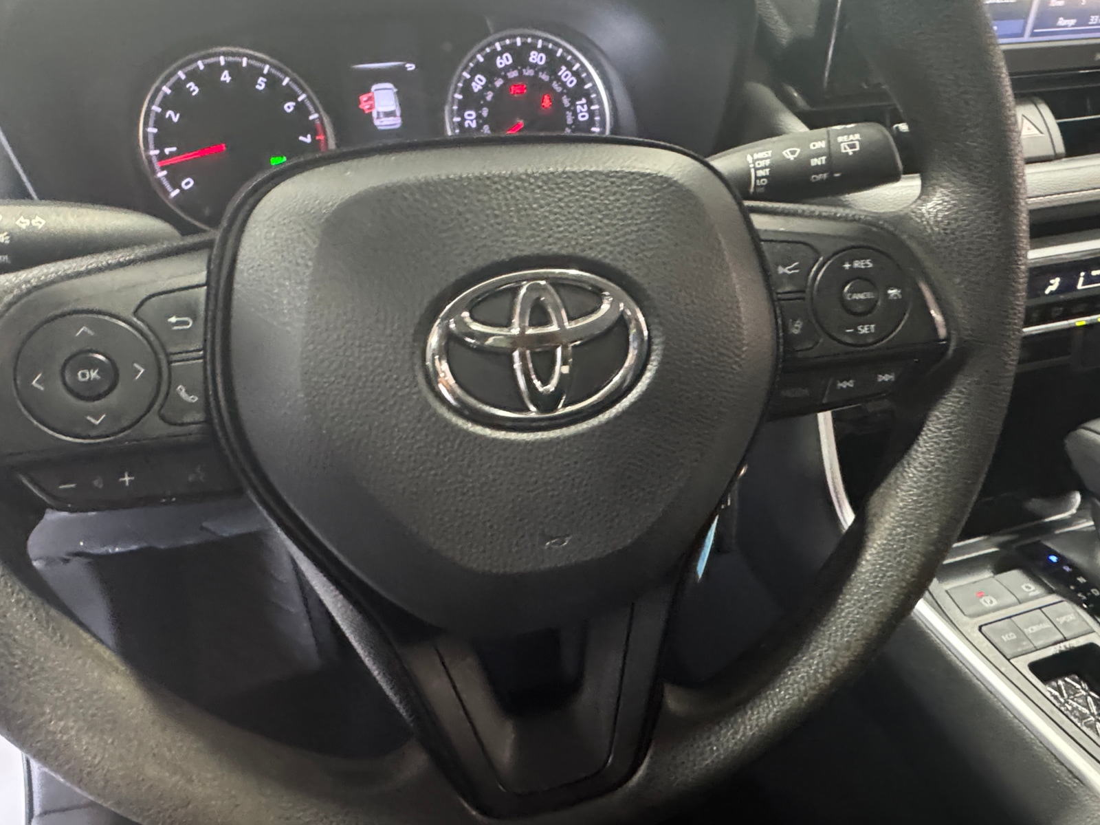 Thumbnail: 2020 Toyota RAV4 - 5