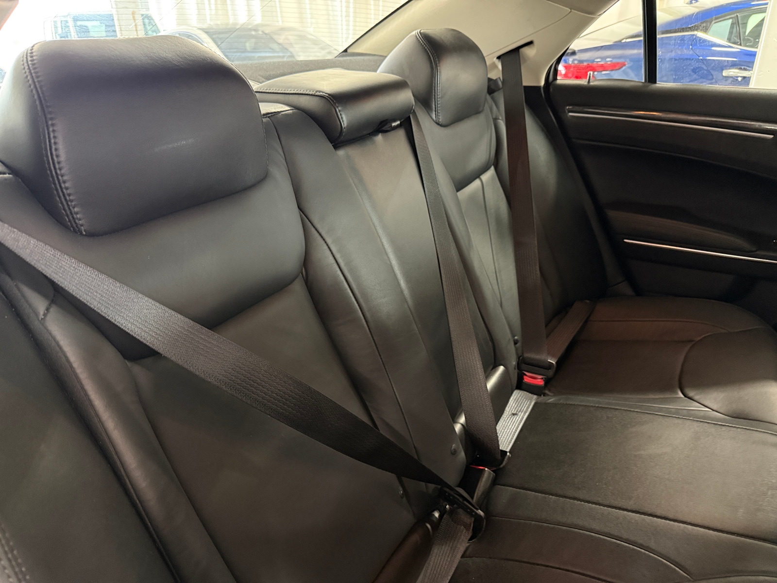 Thumbnail: 2017 Chrysler 300 - 5