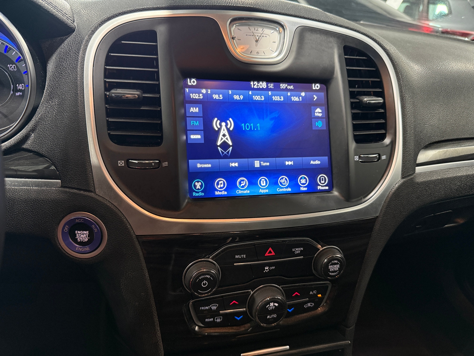 Thumbnail: 2017 Chrysler 300 - 3