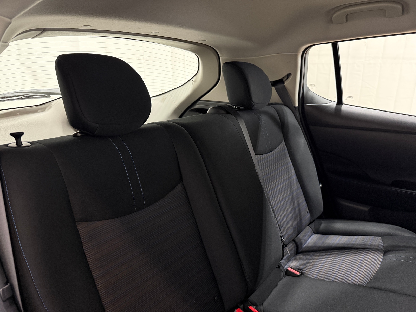 Thumbnail: 2018 Nissan Leaf - 6