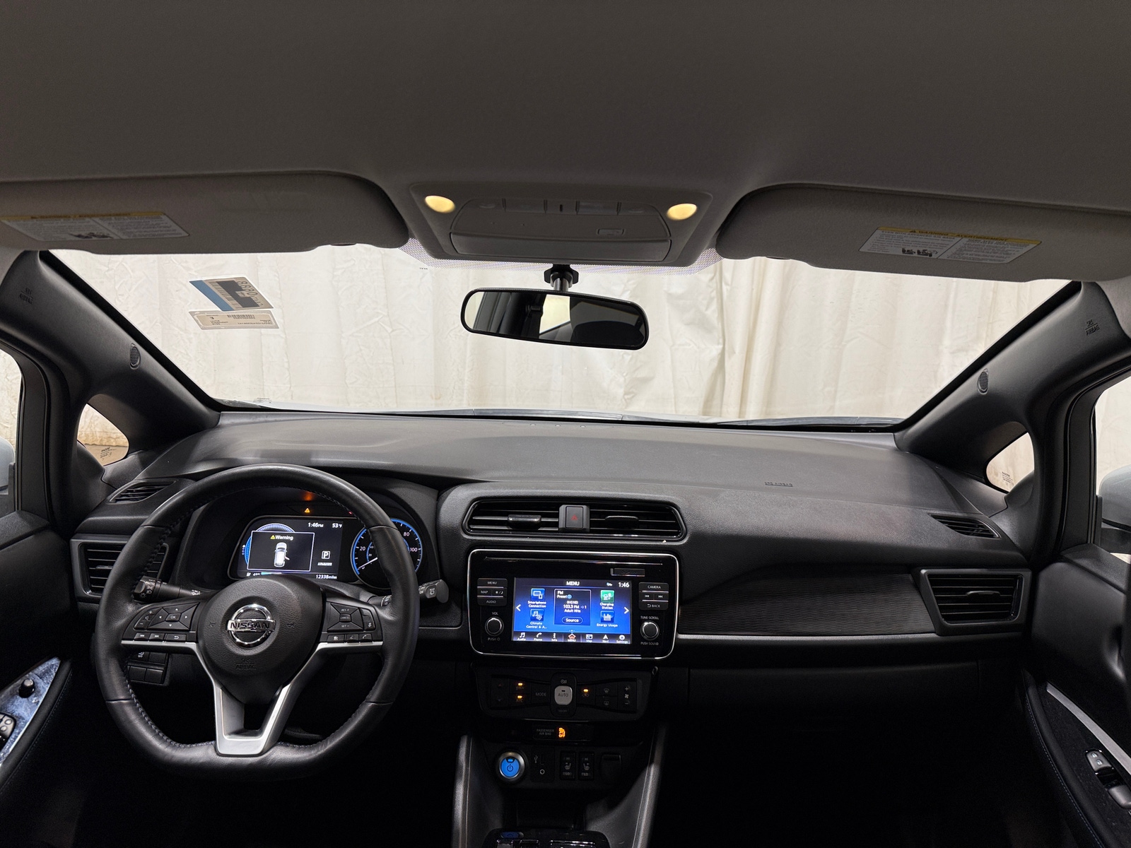 Thumbnail: 2018 Nissan Leaf - 3