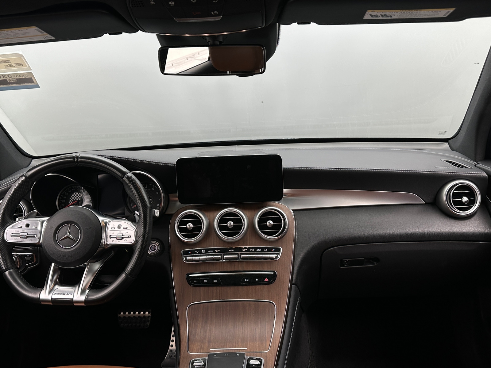 Thumbnail: 2020 Mercedes-Benz GLC - 2