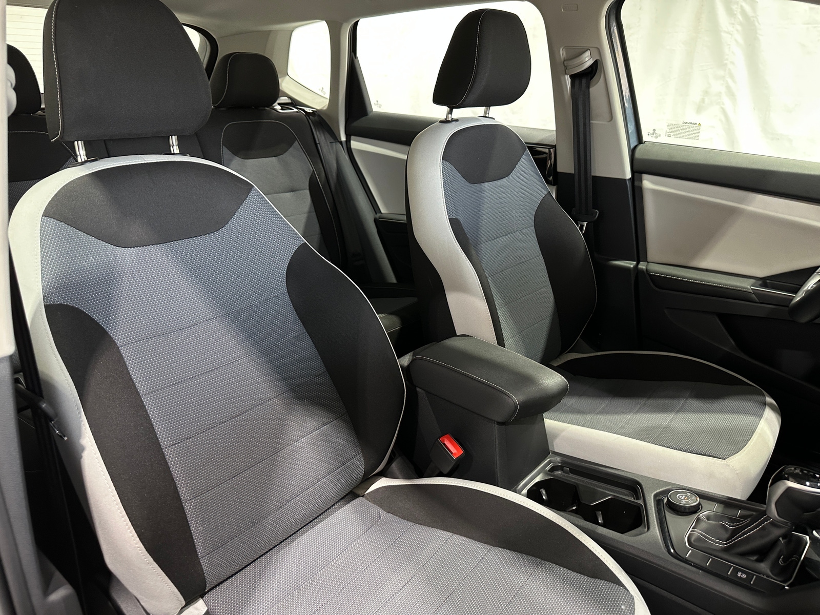 Thumbnail: 2025 Volkswagen Taos - 2