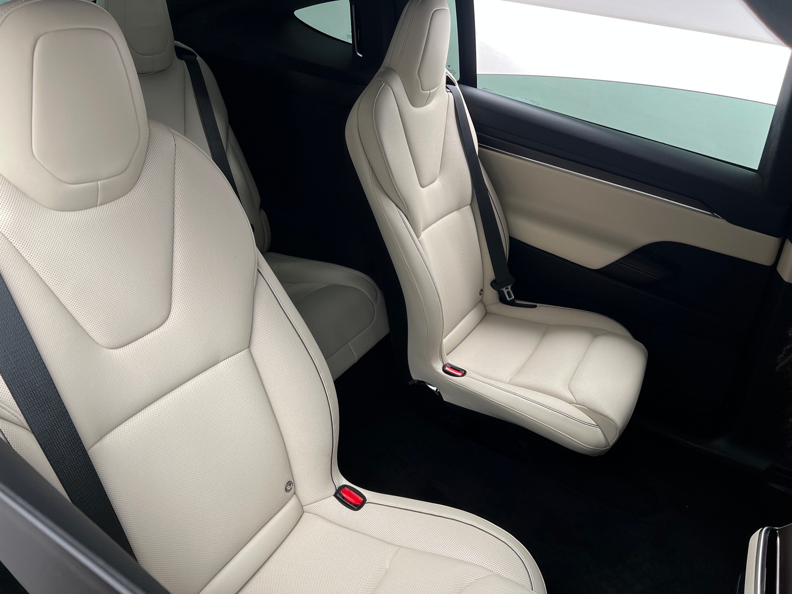 Thumbnail: 2024 Tesla Model X - 5