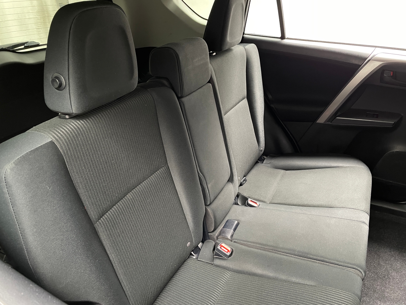 Thumbnail: 2018 Toyota RAV4 - 6