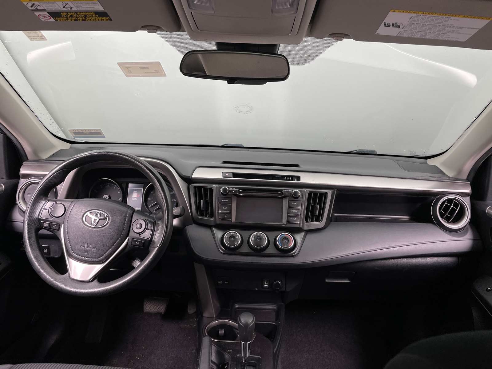 Thumbnail: 2018 Toyota RAV4 - 3