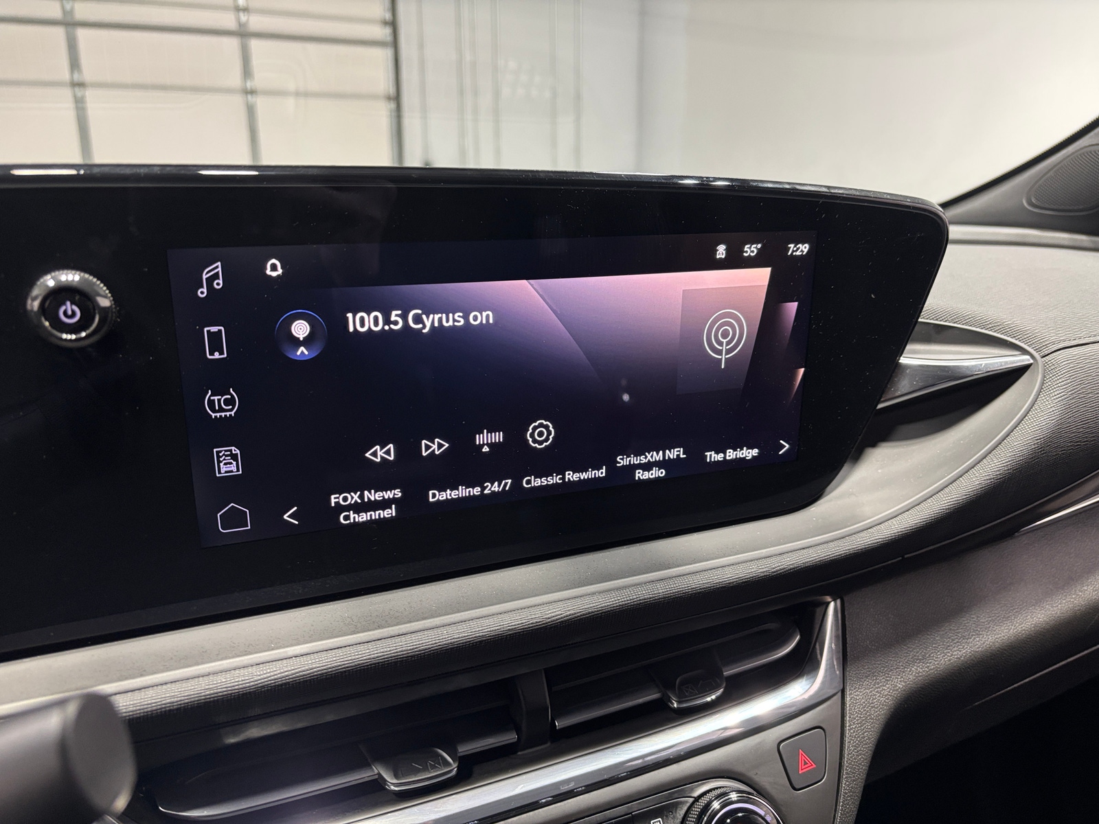 Thumbnail: 2025 Buick Envista - 4