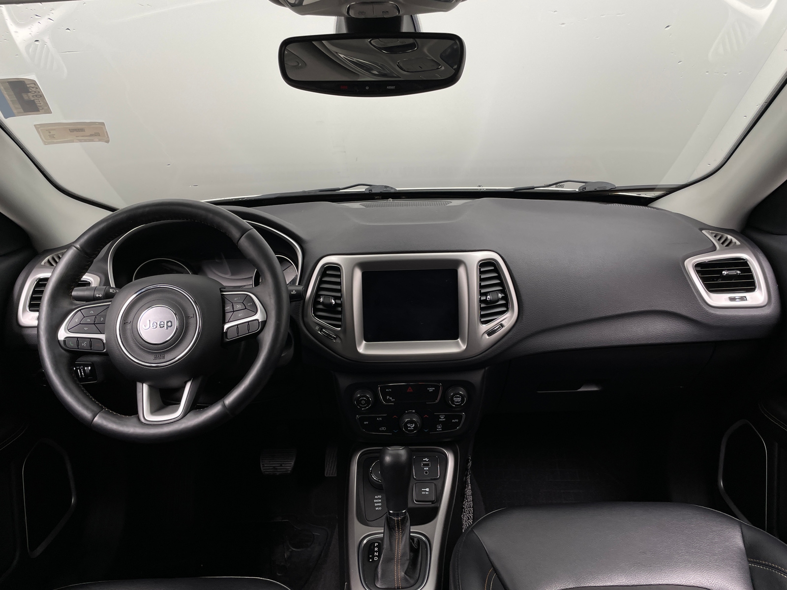 Thumbnail: 2017 Jeep Compass - 3