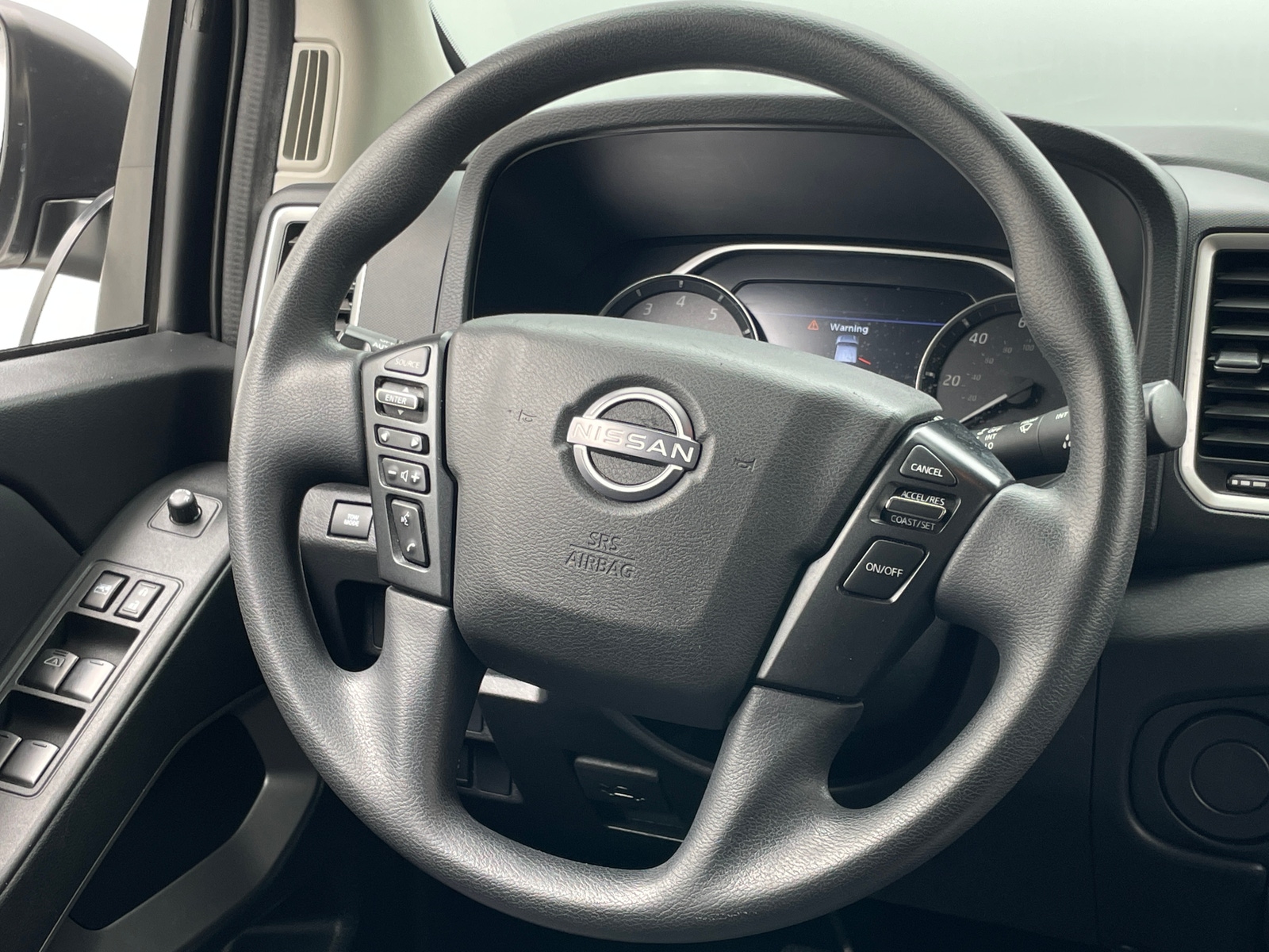 Thumbnail: 2022 Nissan Frontier - 5