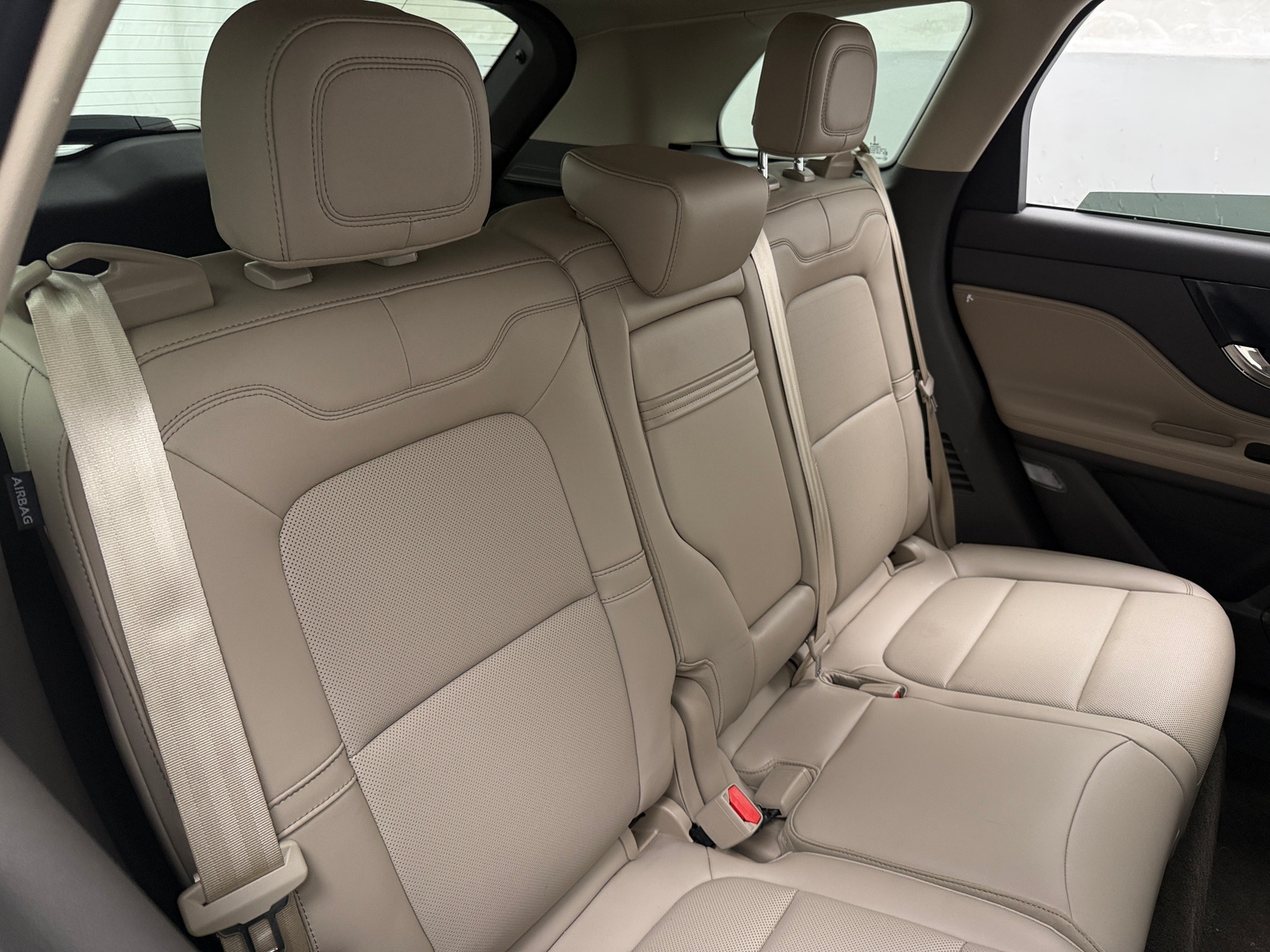 Thumbnail: 2022 Lincoln Corsair - 5