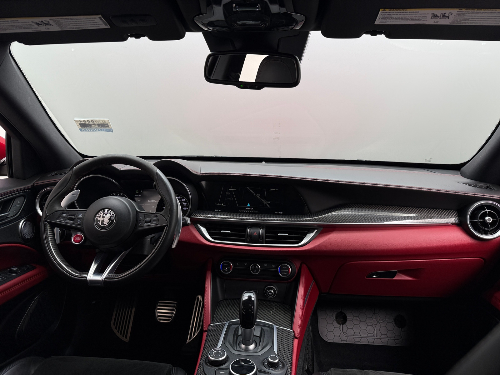 Thumbnail: 2019 Alfa Romeo Stelvio - 3