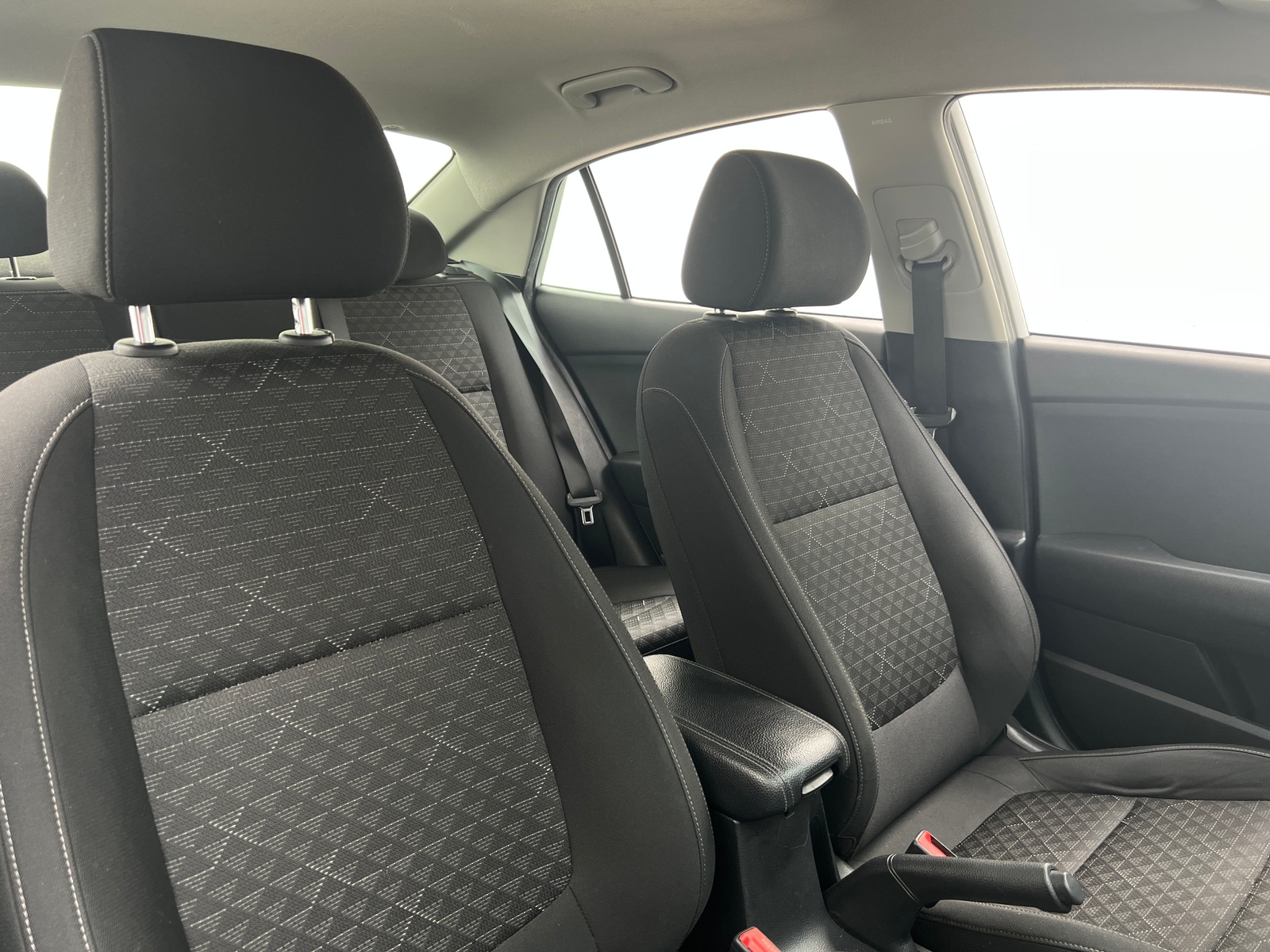 Thumbnail: 2021 Kia Rio - 2