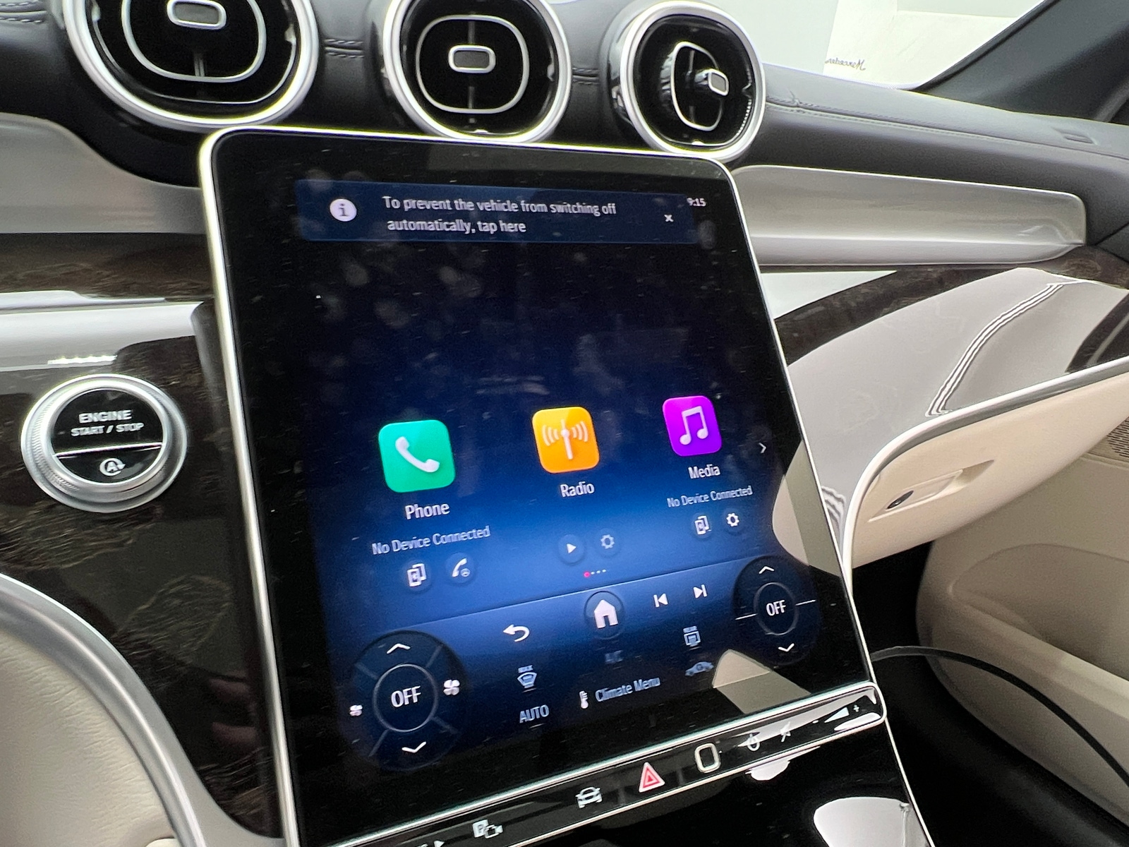 Thumbnail: 2025 Mercedes-Benz GLC - 3