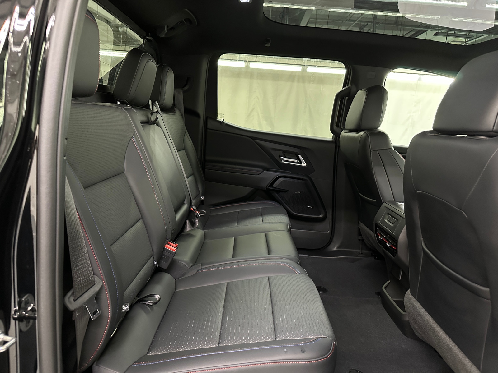 Thumbnail: 2024 Chevrolet Silverado EV - 6