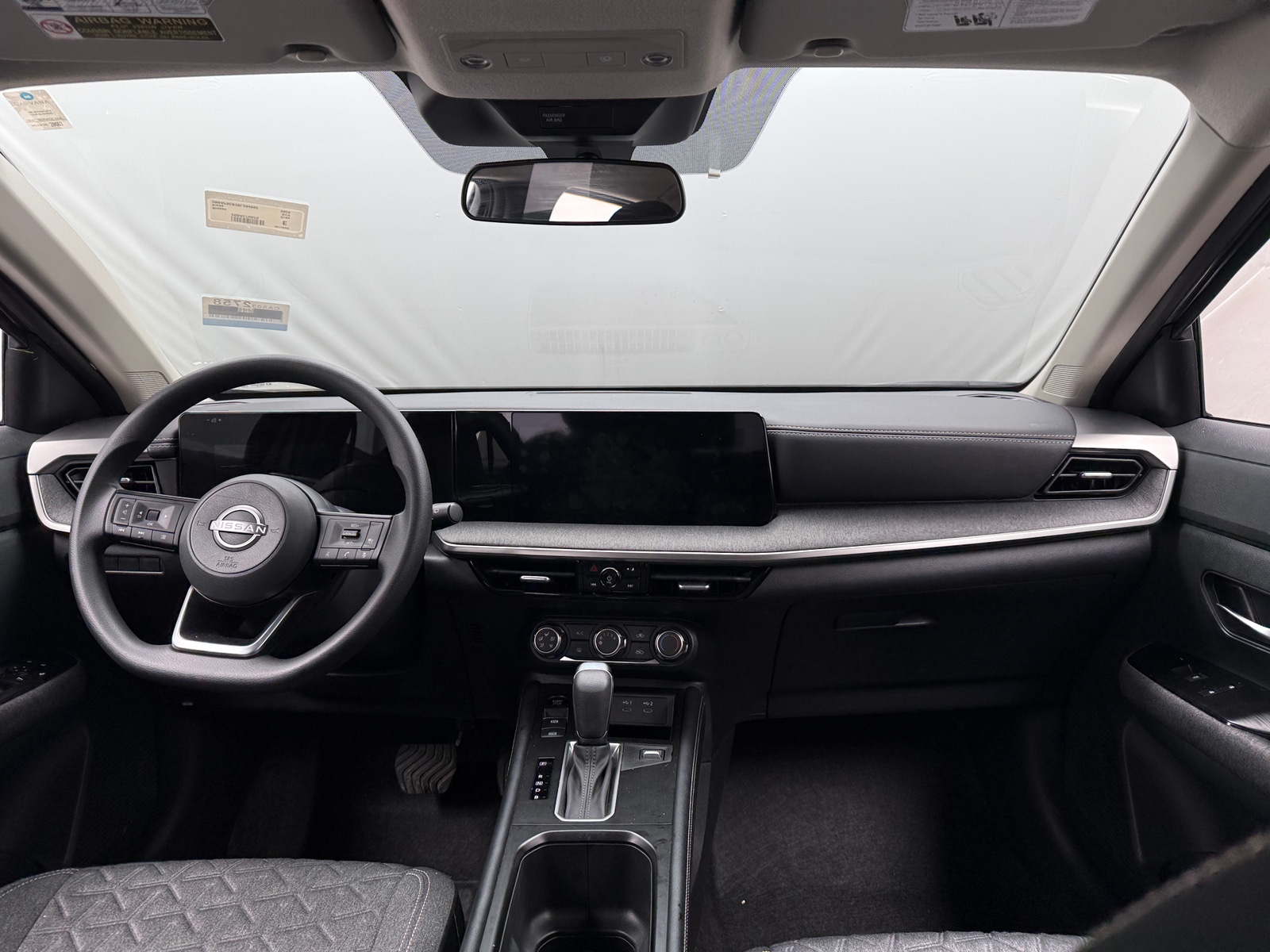 Thumbnail: 2025 Nissan Kicks - 3