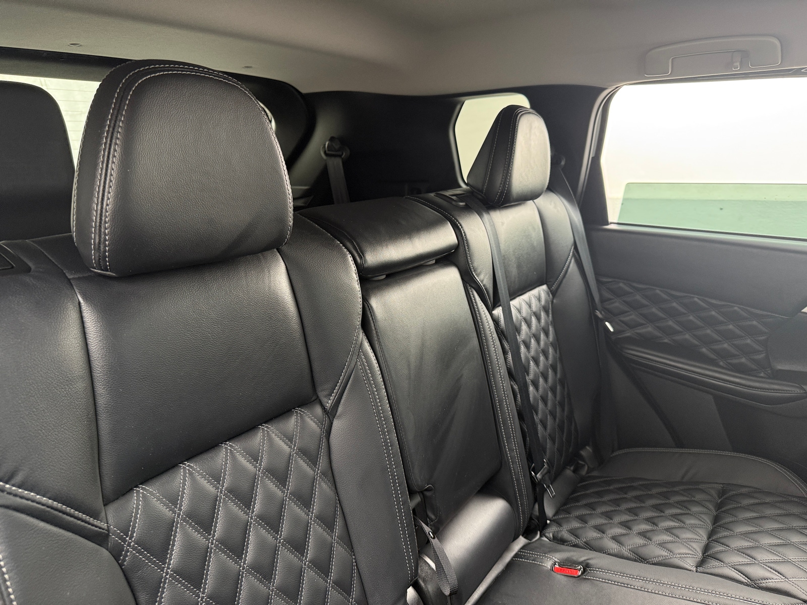 Thumbnail: 2022 Mitsubishi Outlander - 5