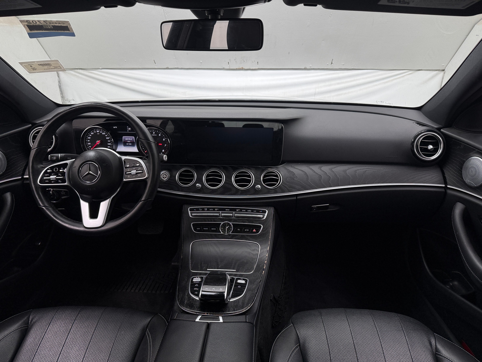 Thumbnail: 2019 Mercedes-Benz E-Class - 2