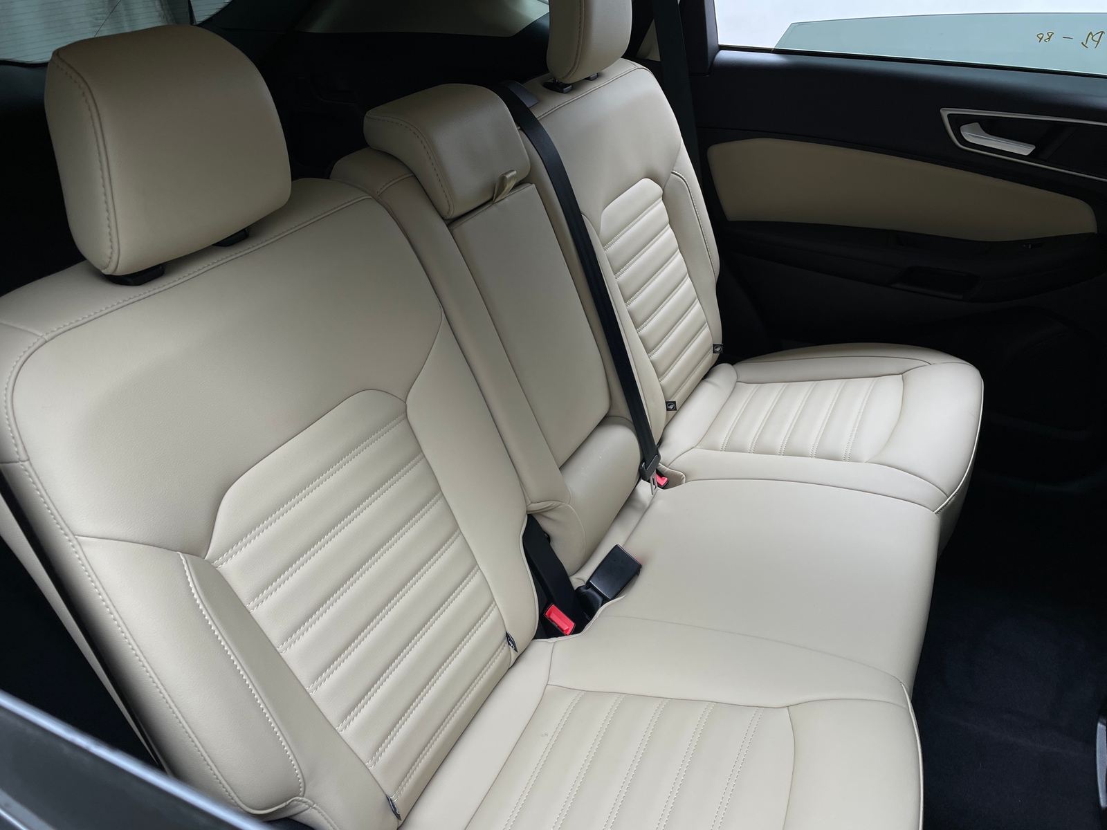 Thumbnail: 2021 Ford Edge - 5