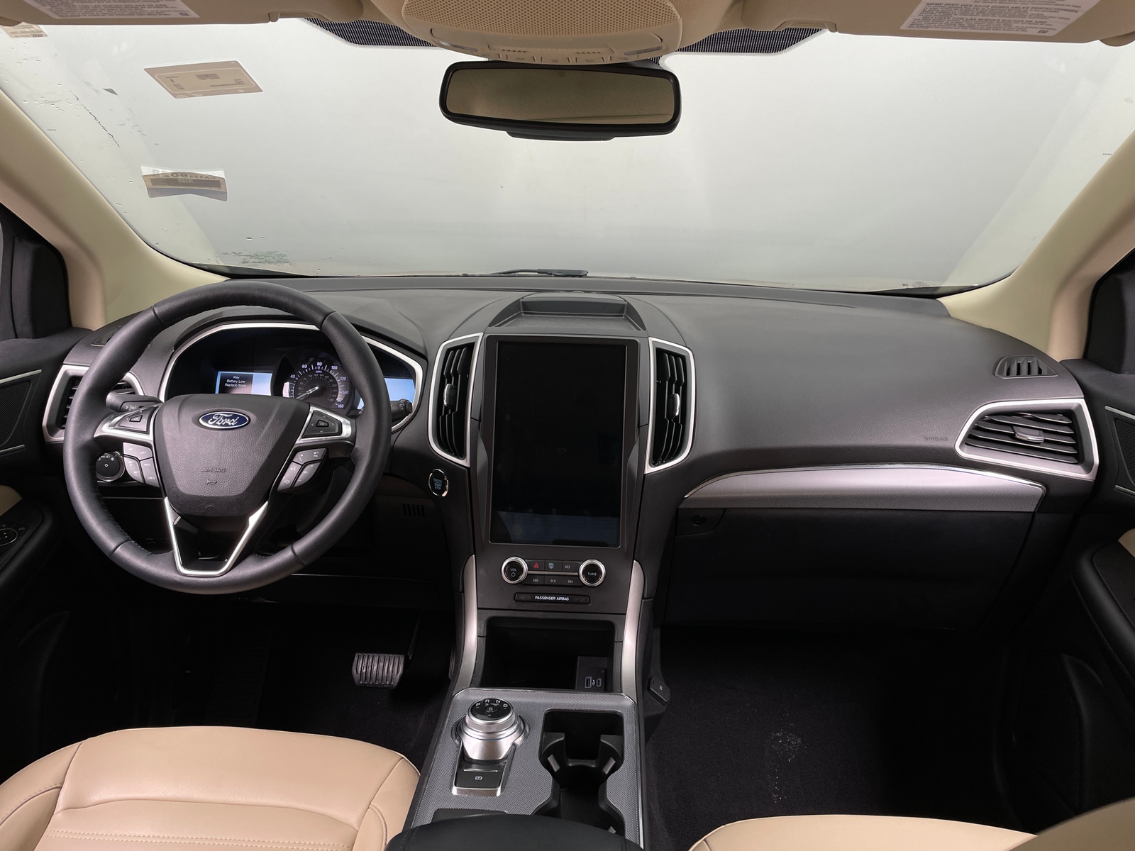 Thumbnail: 2021 Ford Edge - 2