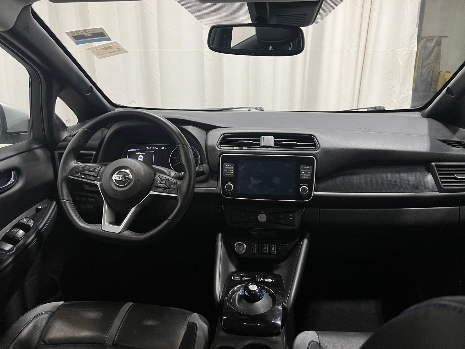 Thumbnail: 2022 Nissan Leaf - 2