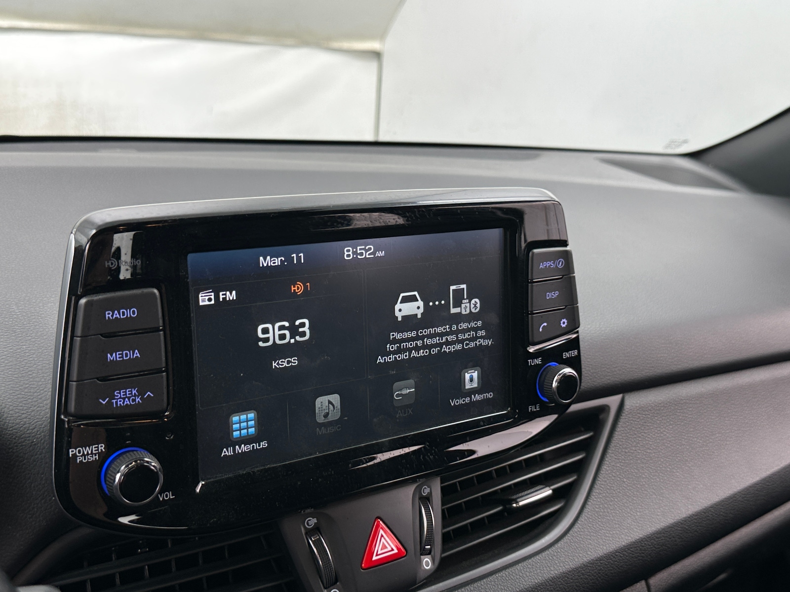 Thumbnail: 2019 Hyundai Elantra - 3