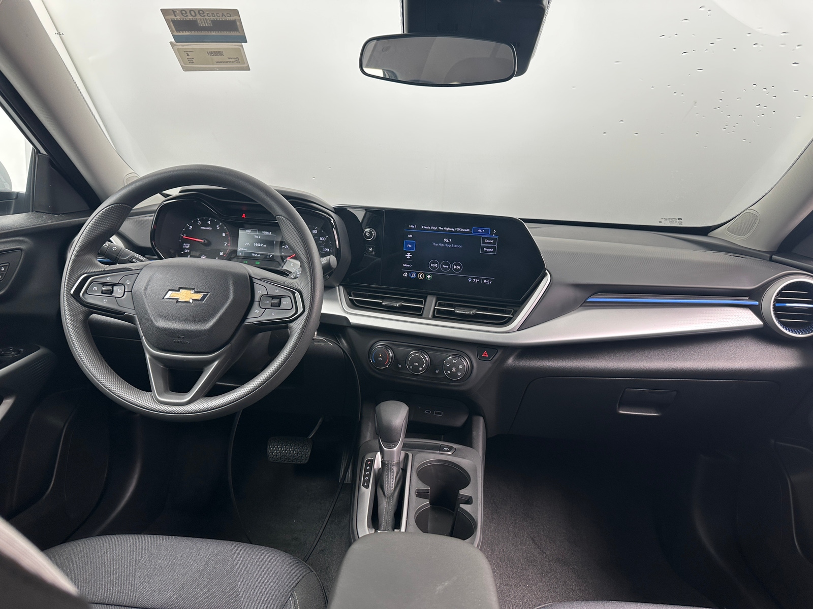 Thumbnail: 2025 Chevrolet Trax - 3