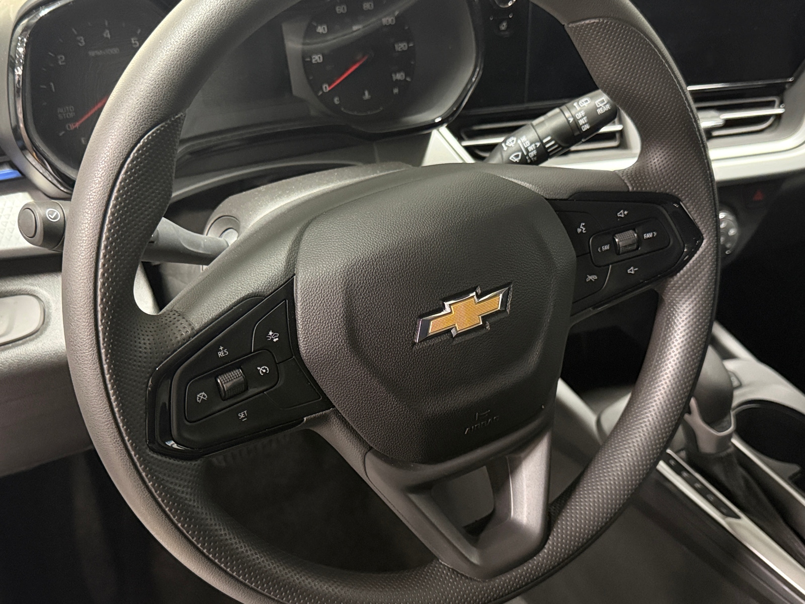 Thumbnail: 2025 Chevrolet Trax - 5