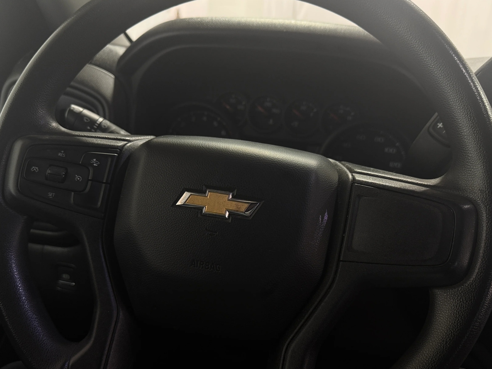 Thumbnail: 2023 Chevrolet Silverado 1500 - 5