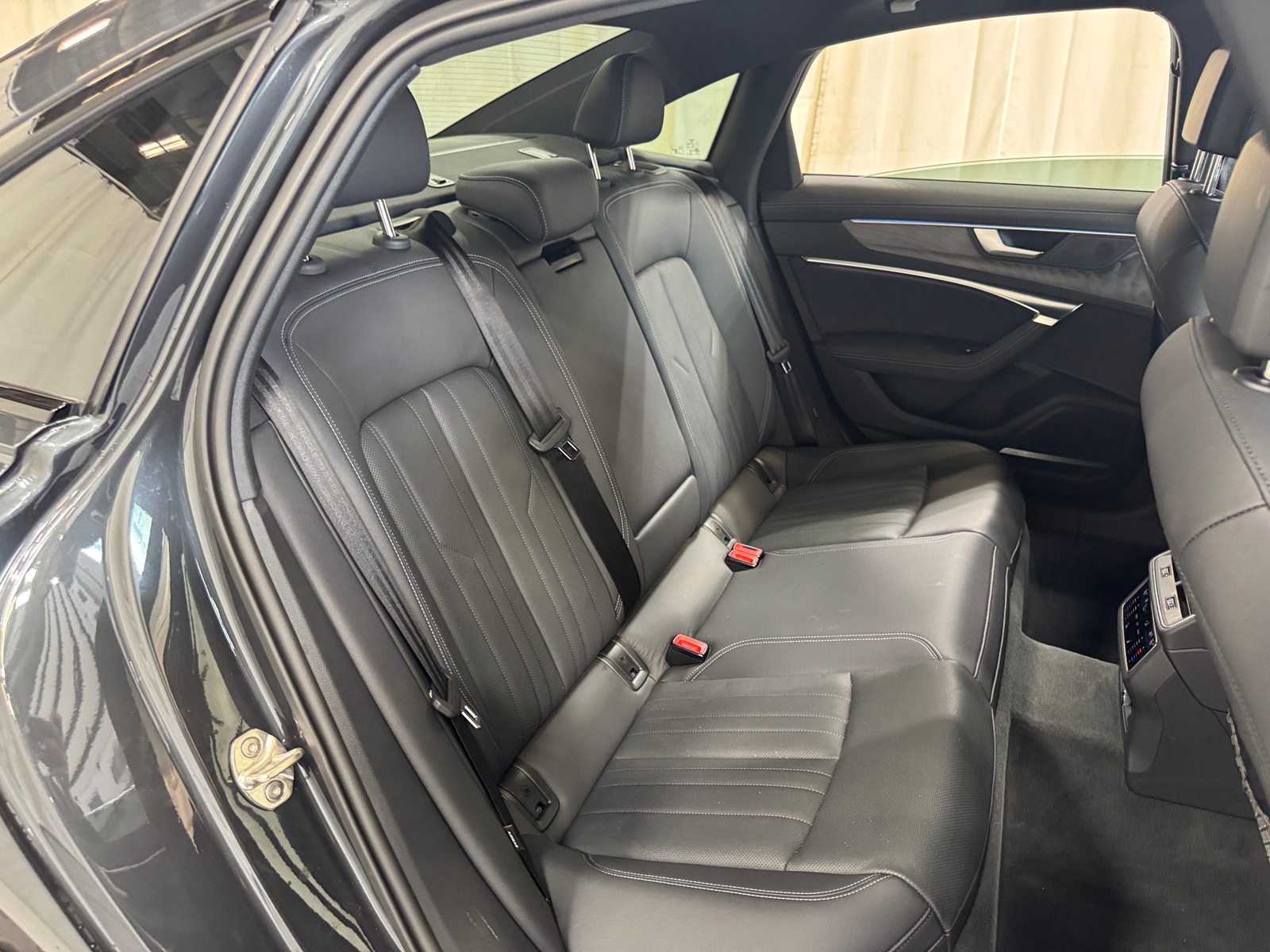 Thumbnail: 2025 Audi A6 - 5