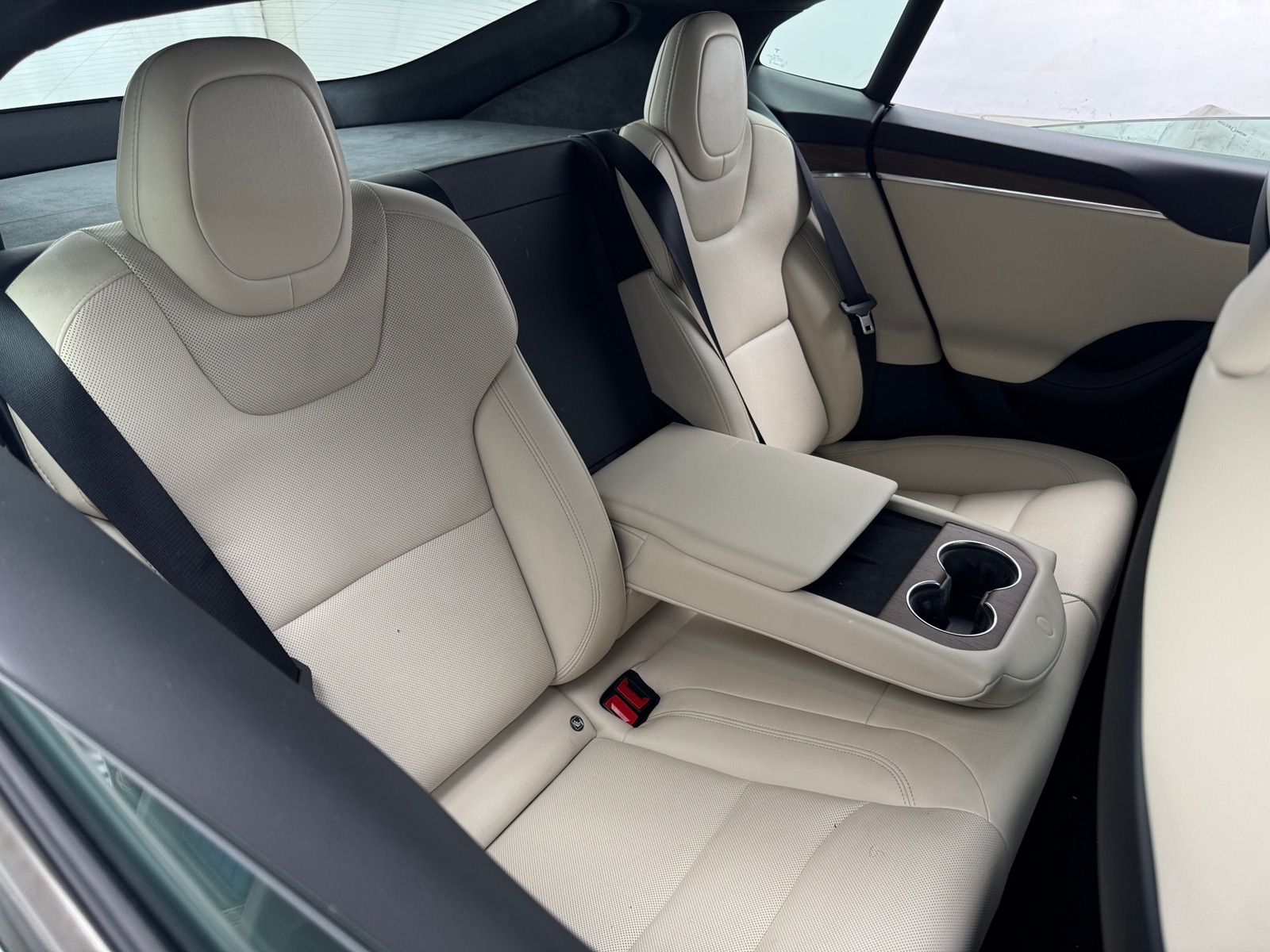 Thumbnail: 2022 Tesla Model S - 5