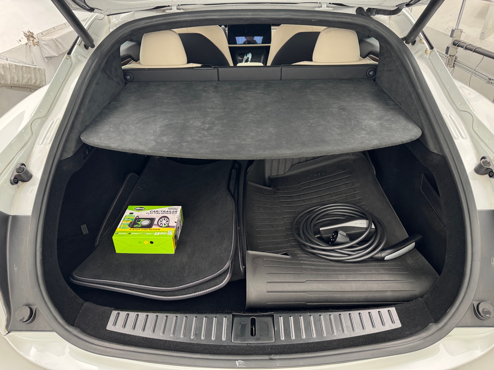 Thumbnail: 2022 Tesla Model S - 6