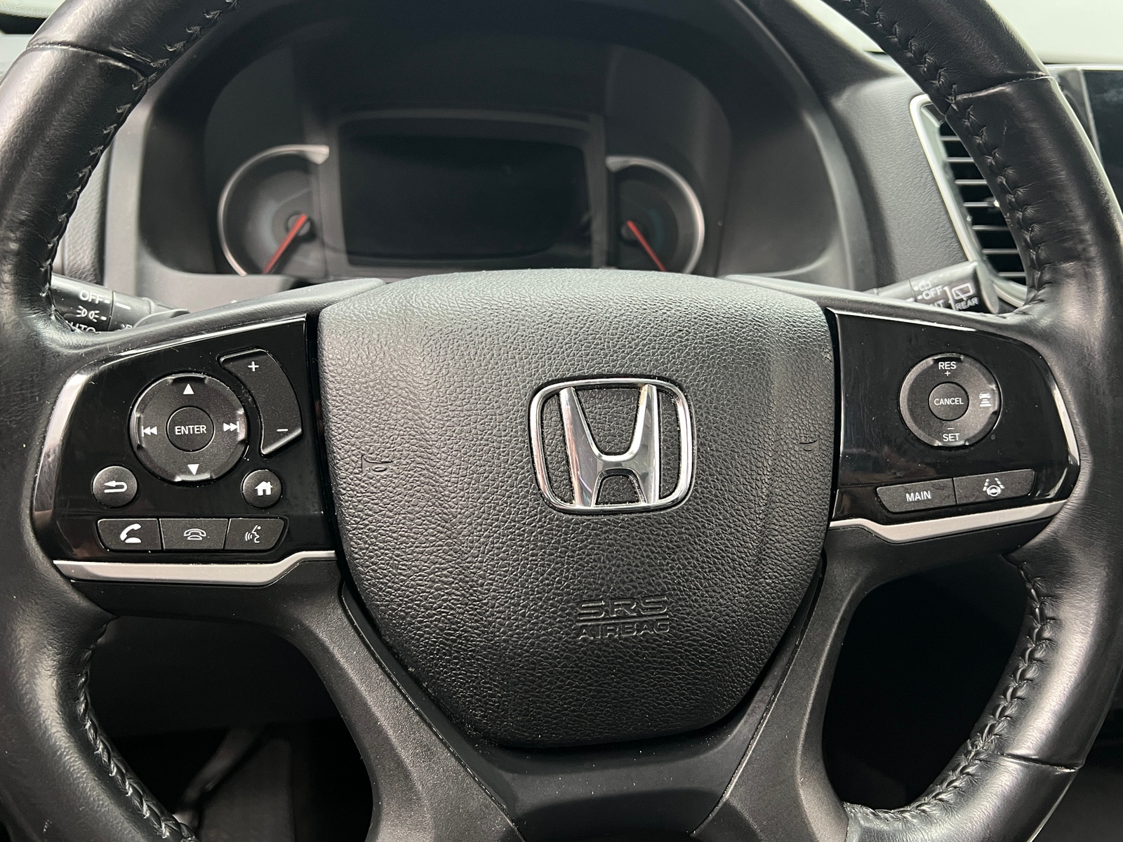 Thumbnail: 2019 Honda Pilot - 4