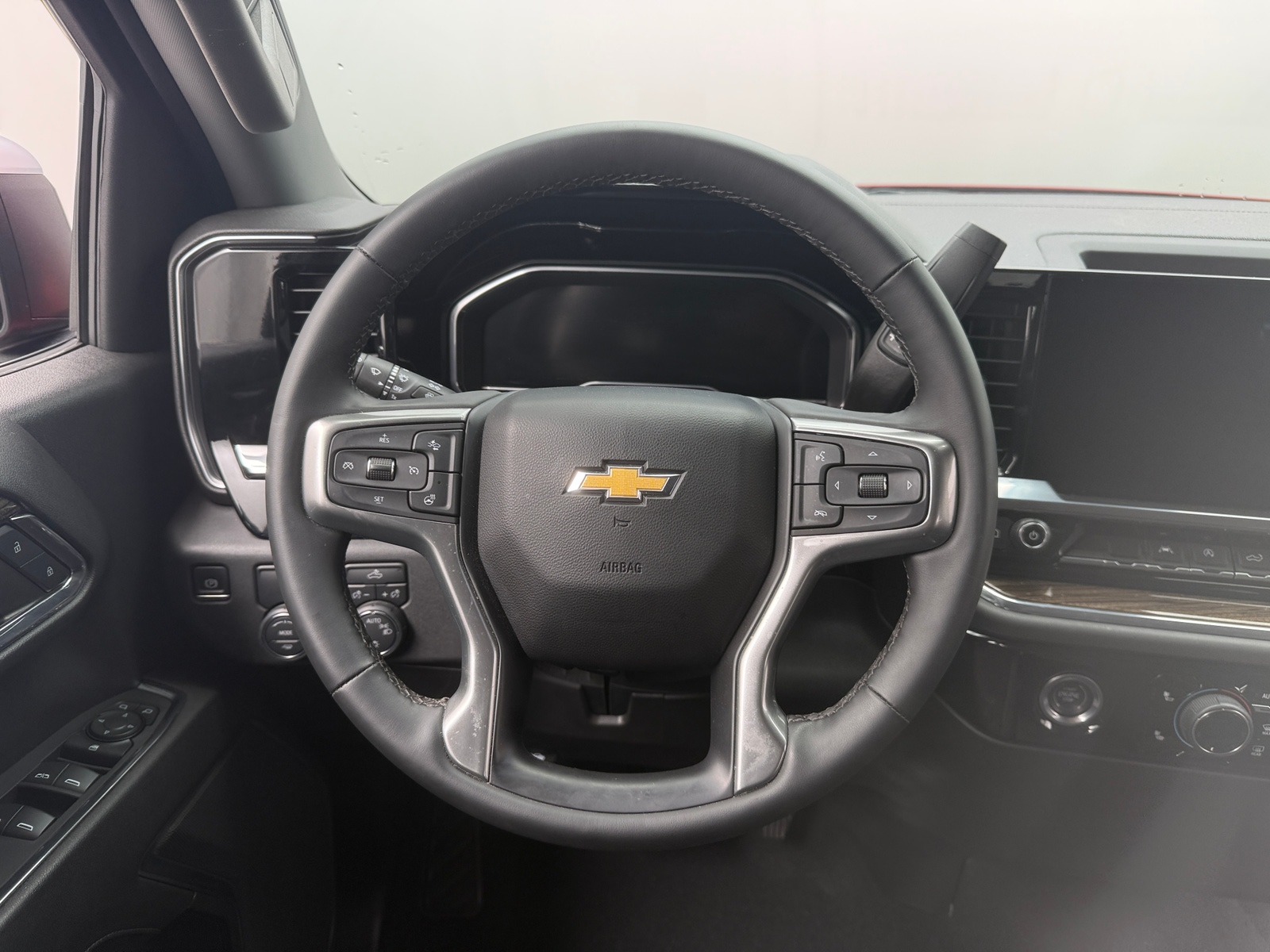 Thumbnail: 2024 Chevrolet Silverado 1500 - 5