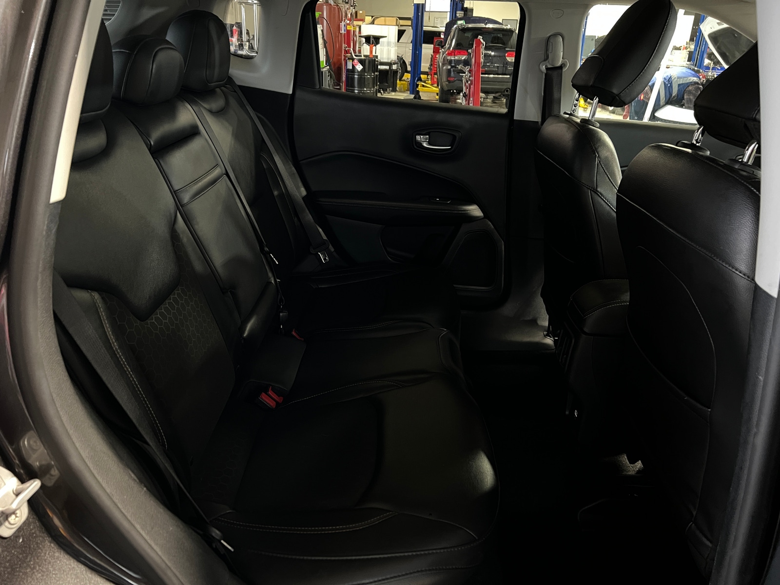 Thumbnail: 2018 Jeep Compass - 6