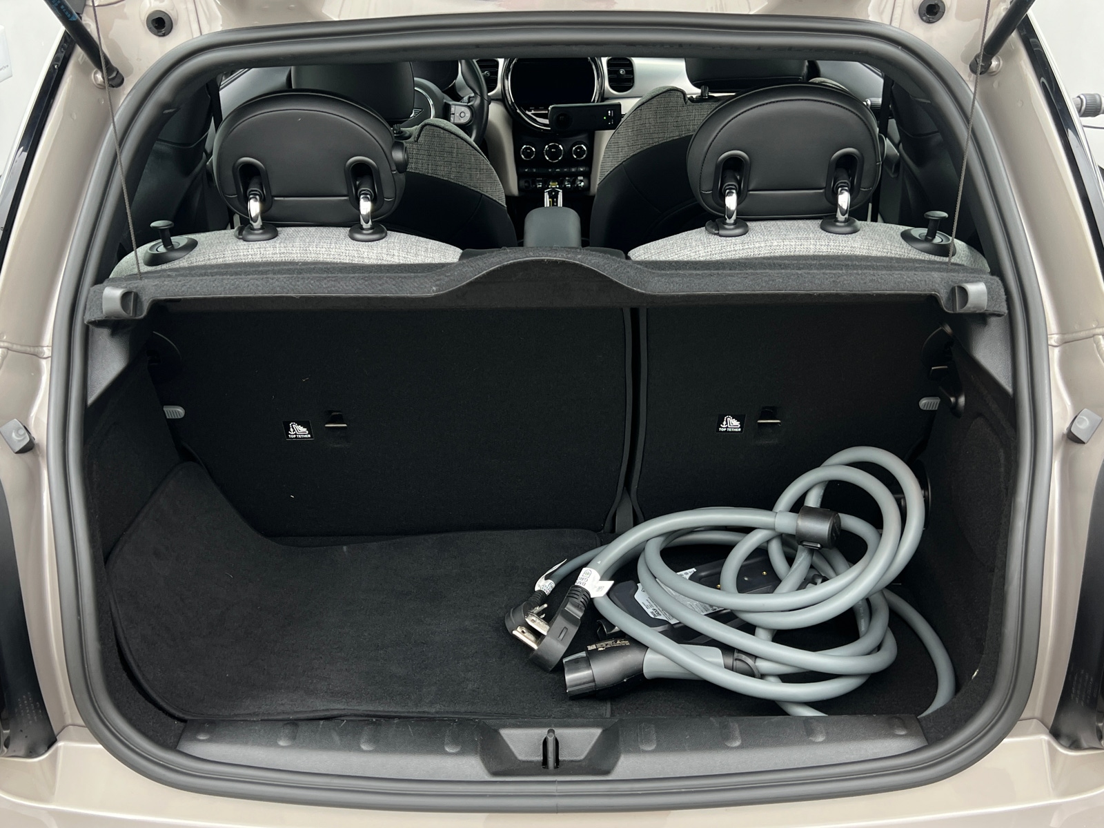 Thumbnail: 2022 MINI Cooper Hardtop - 5