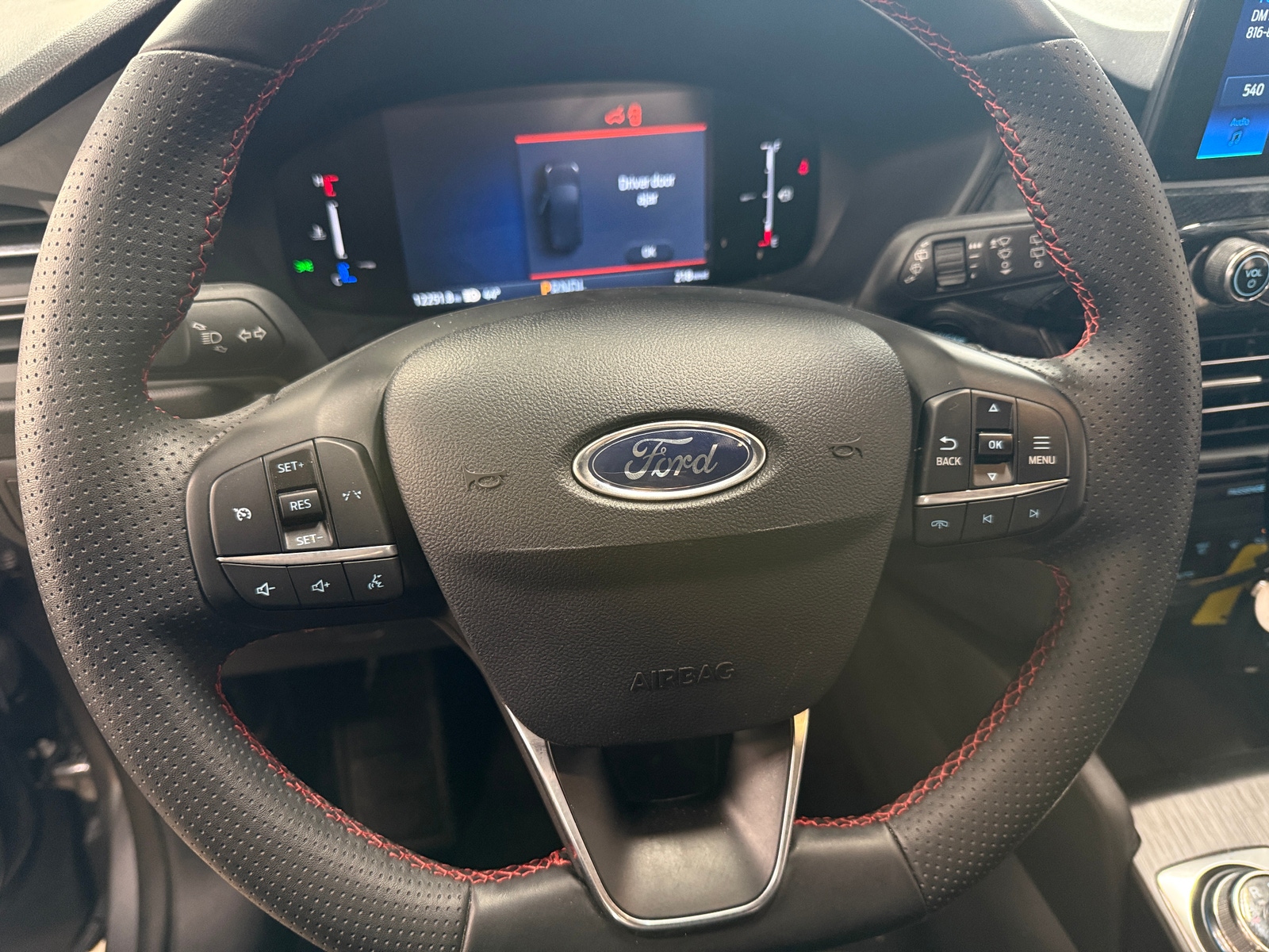 Thumbnail: 2025 Ford Escape - 4