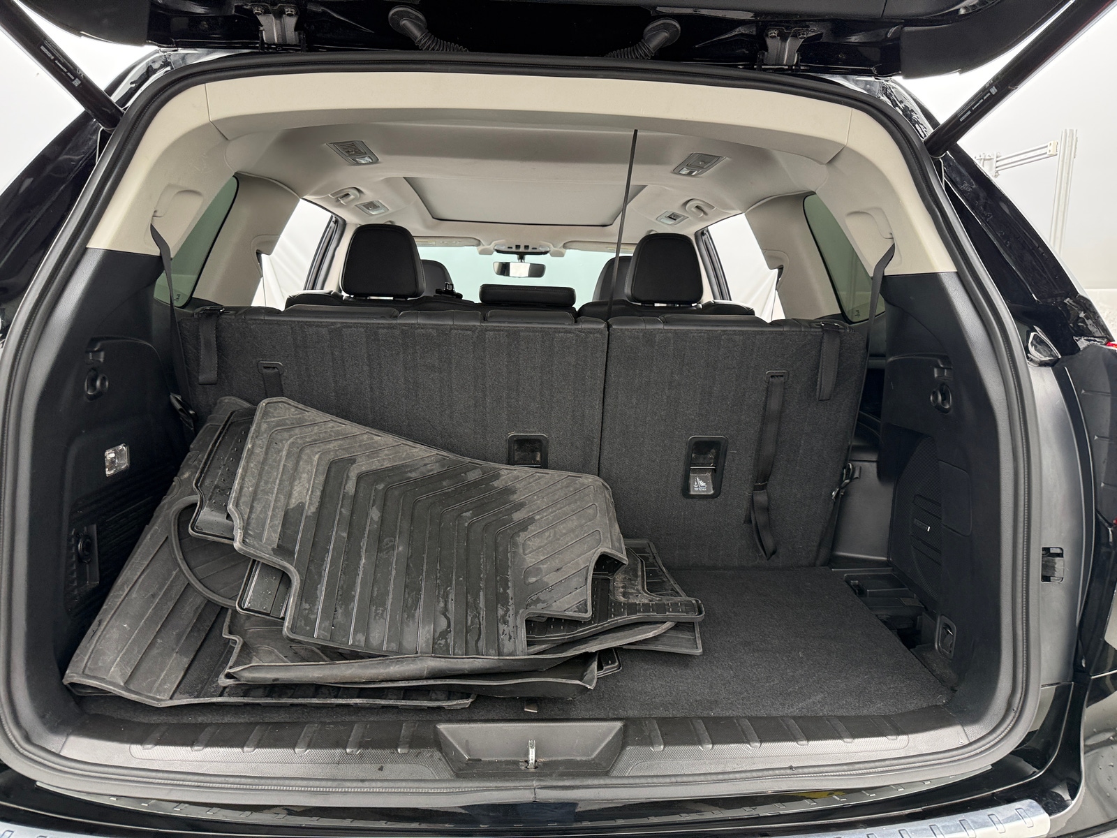 Thumbnail: 2022 Subaru Ascent - 6