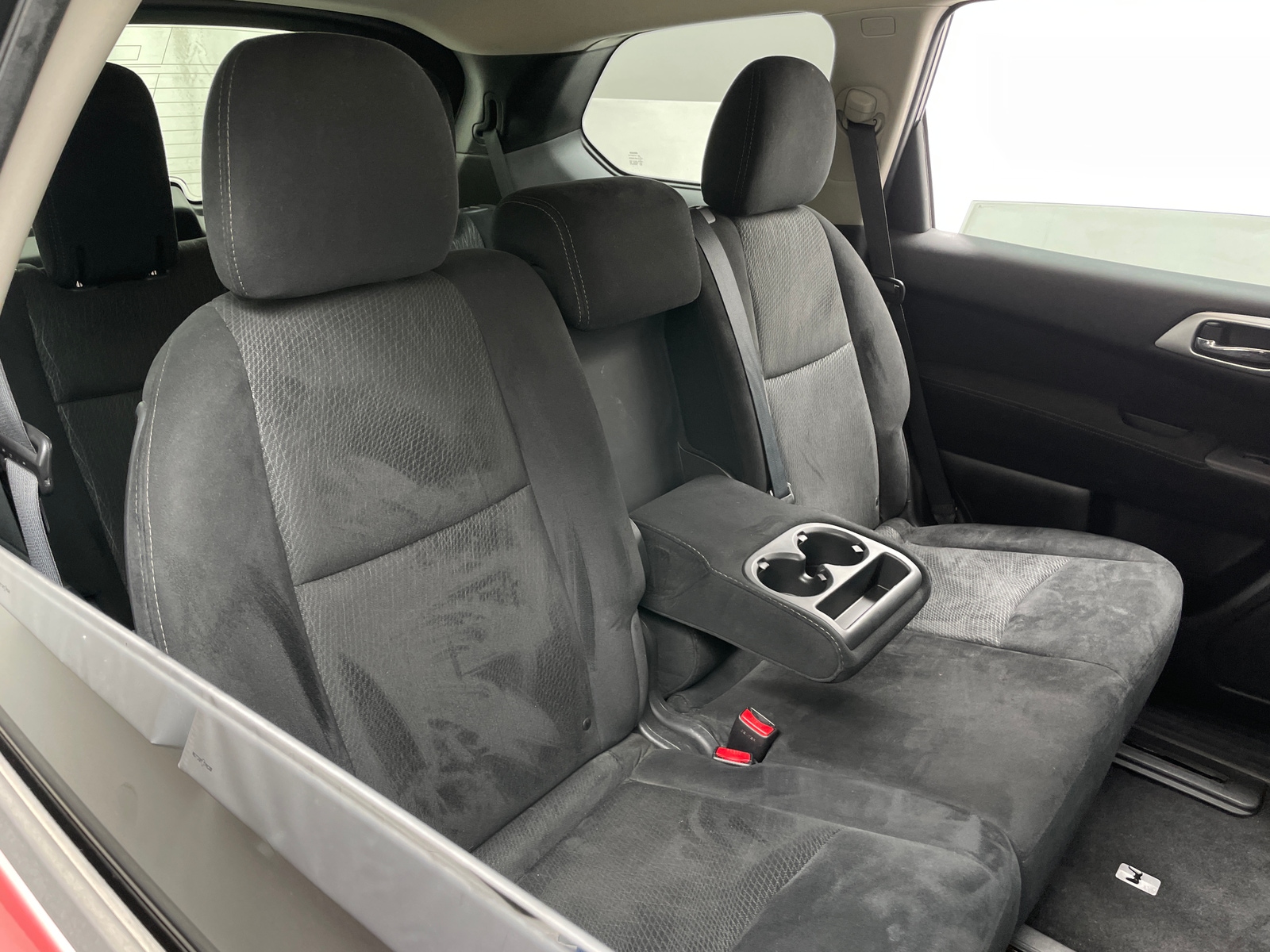 Thumbnail: 2015 Nissan Pathfinder - 6