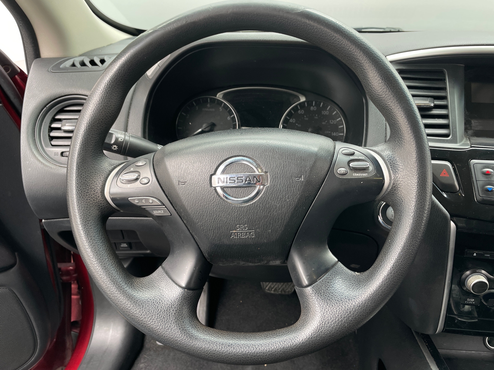 Thumbnail: 2015 Nissan Pathfinder - 5