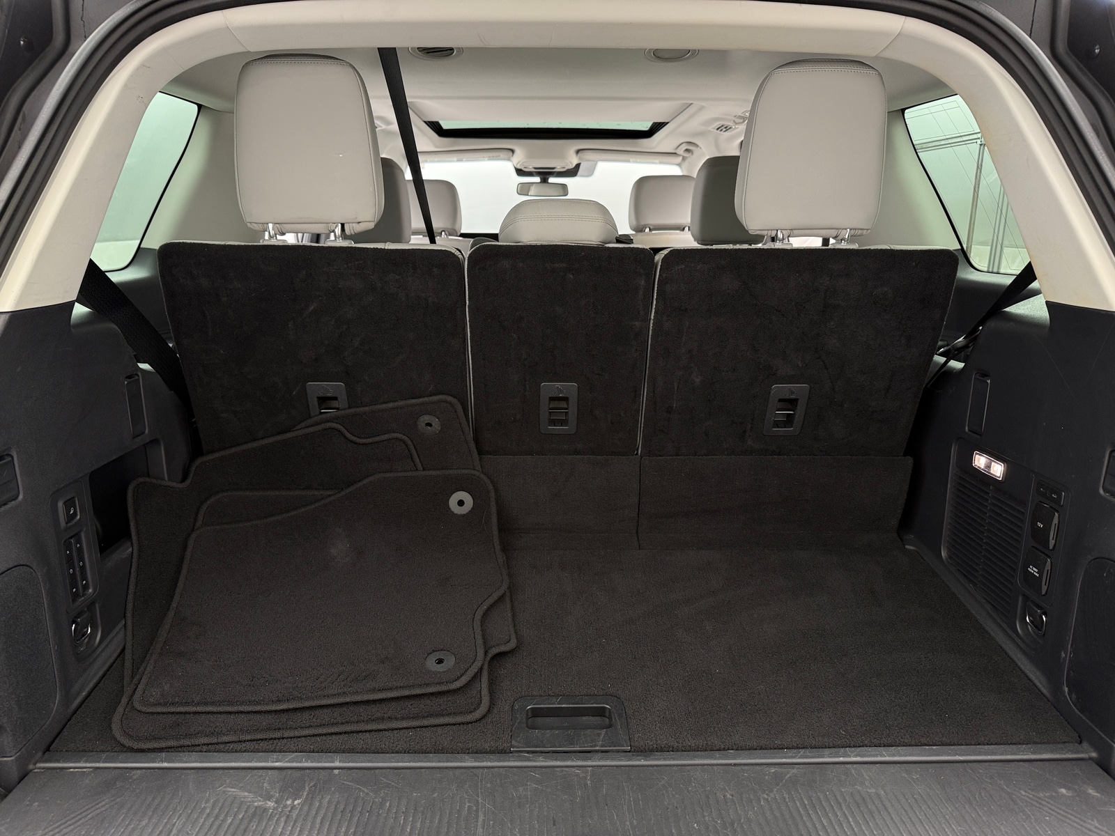 Thumbnail: 2025 Ford Expedition - 6