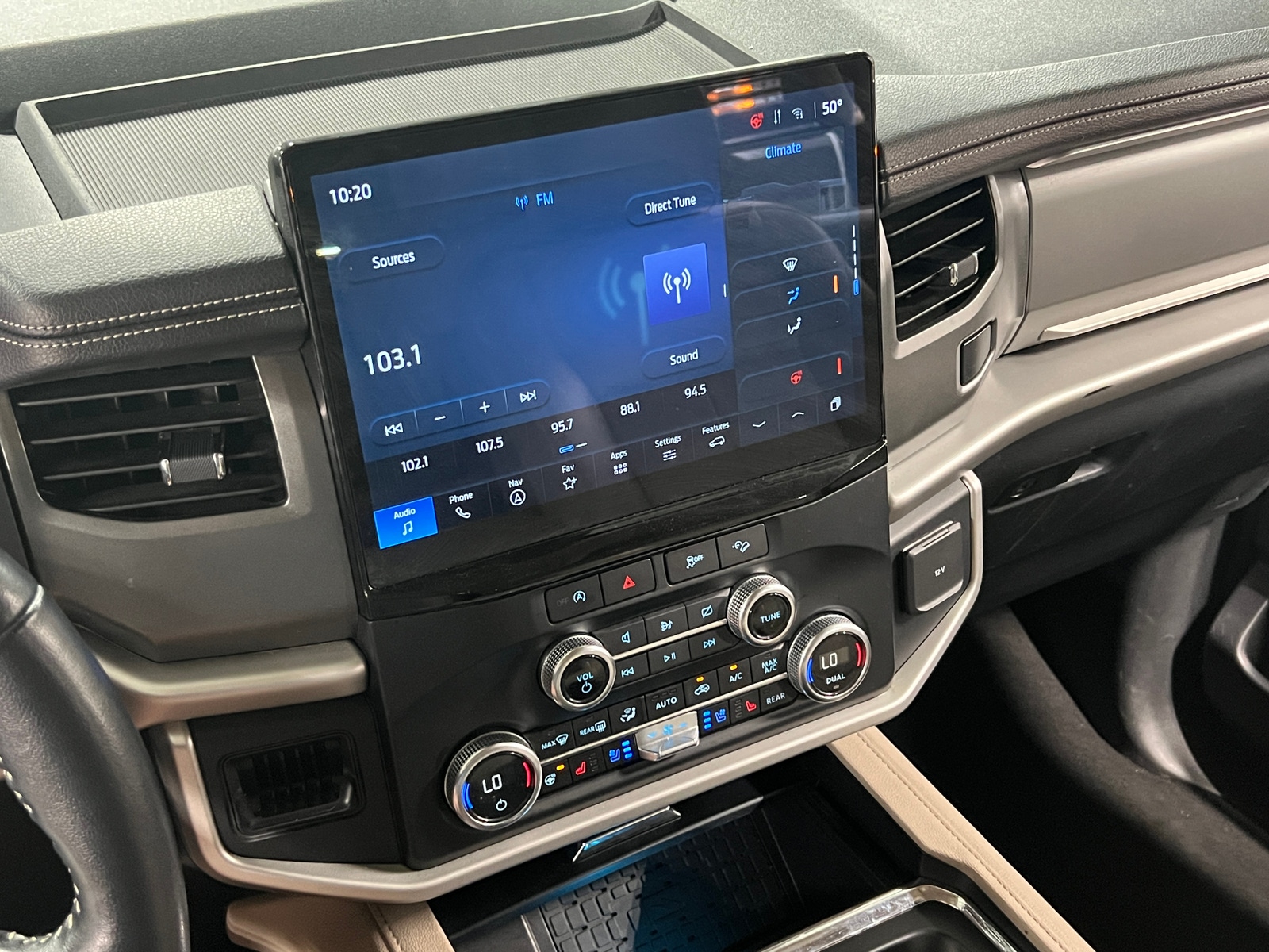 Thumbnail: 2024 Ford Expedition MAX - 3