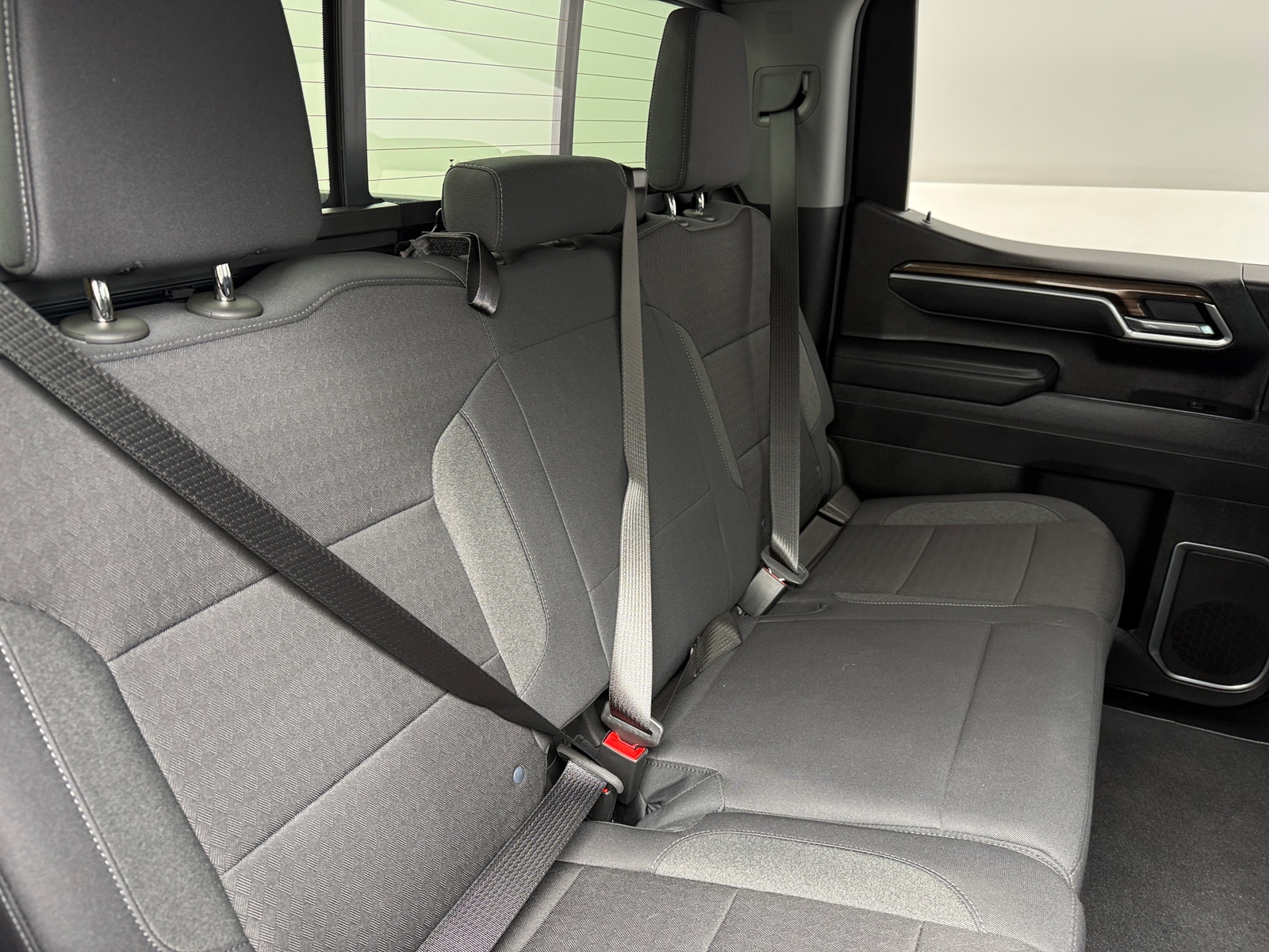 Thumbnail: 2026 Chevrolet Silverado 1500 - 6