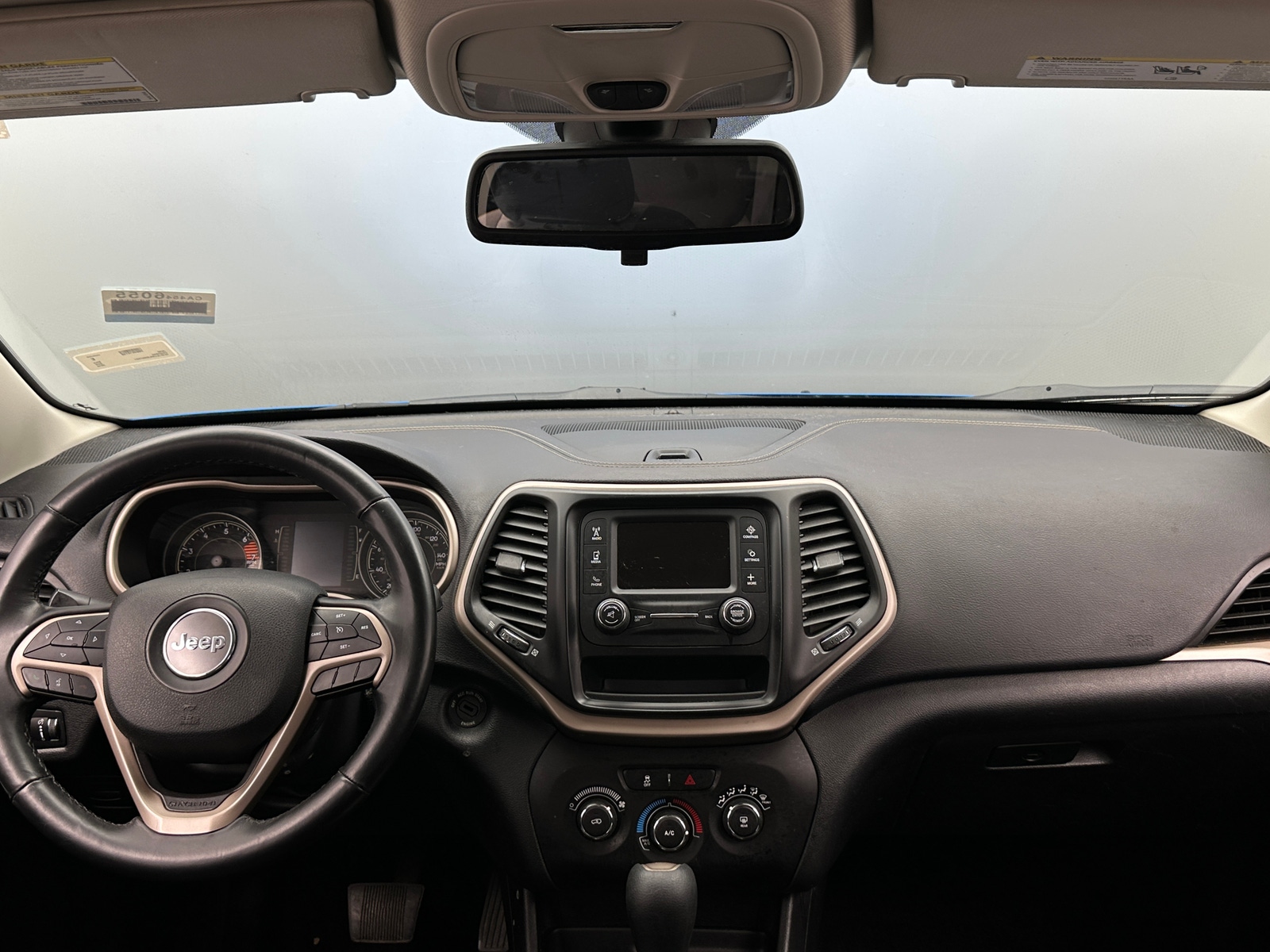 Thumbnail: 2018 Jeep Cherokee - 3