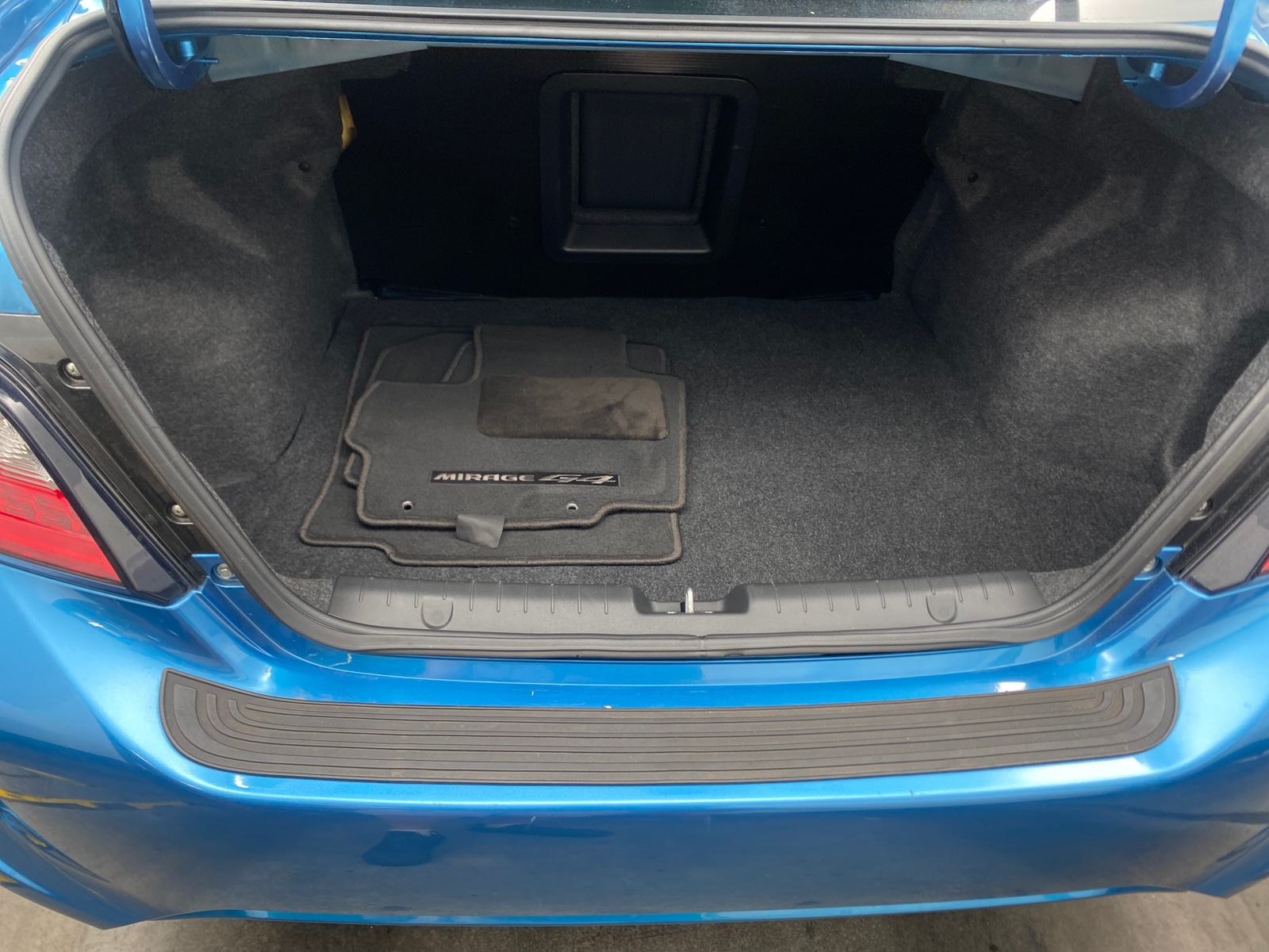 Thumbnail: 2023 Mitsubishi Mirage G4 - 7