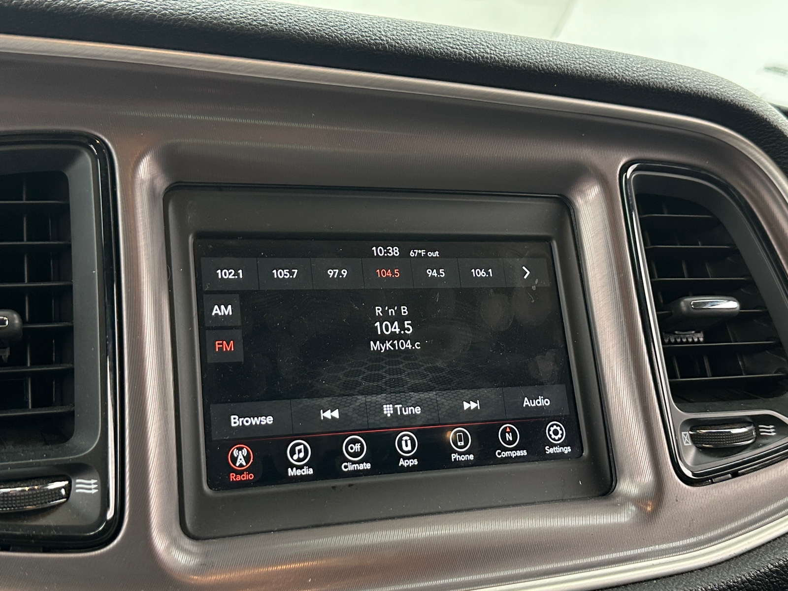 Thumbnail: 2022 Dodge Challenger - 3