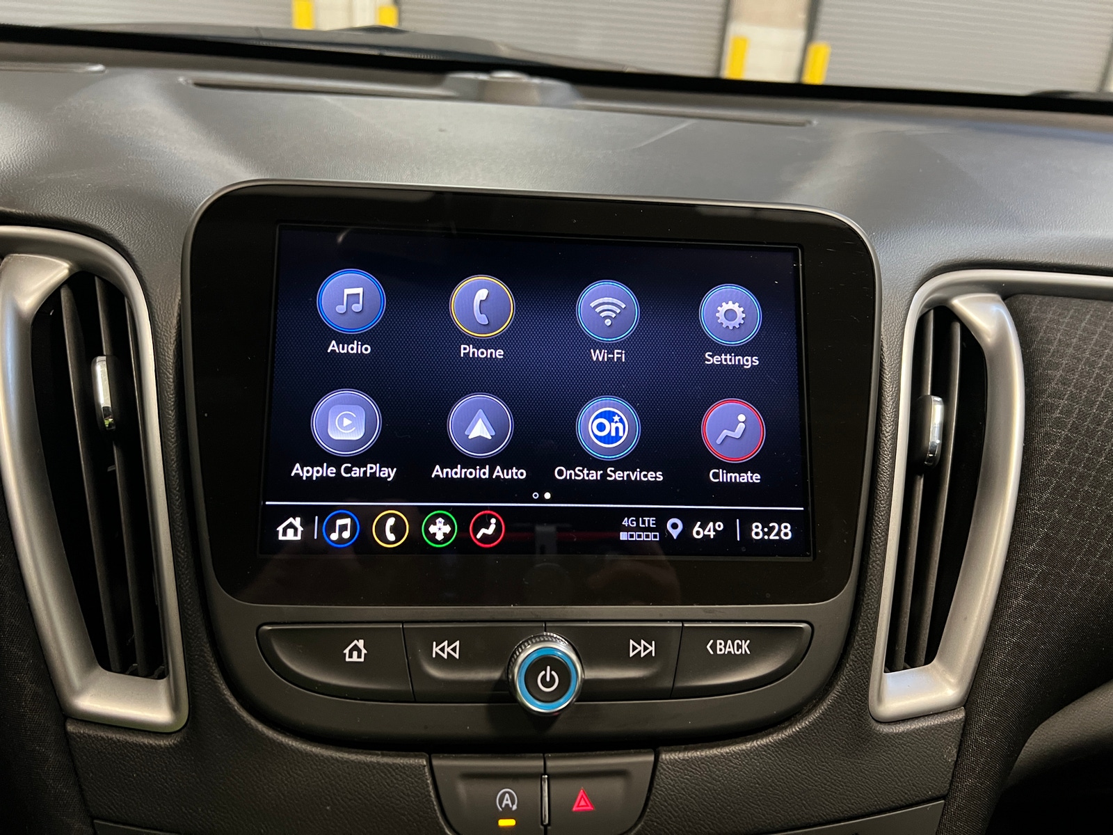 Thumbnail: 2024 Chevrolet Malibu - 4